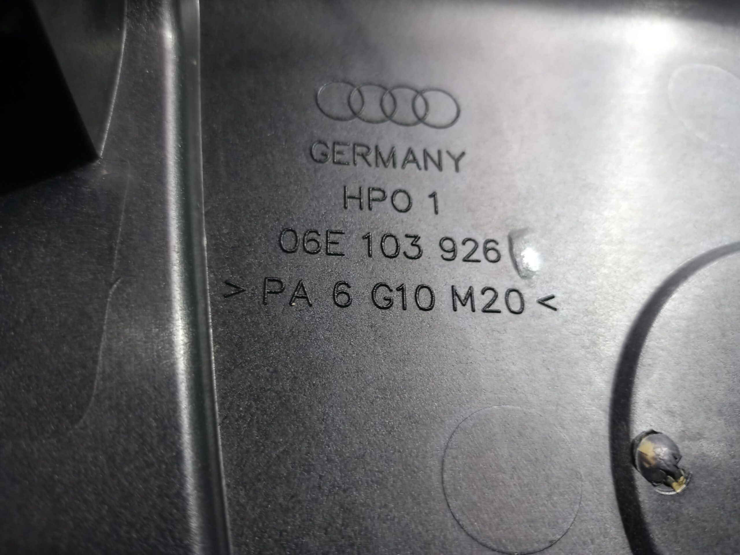 cubierta_motor_06e103926_audi_a6_berlina_4f2_2_4