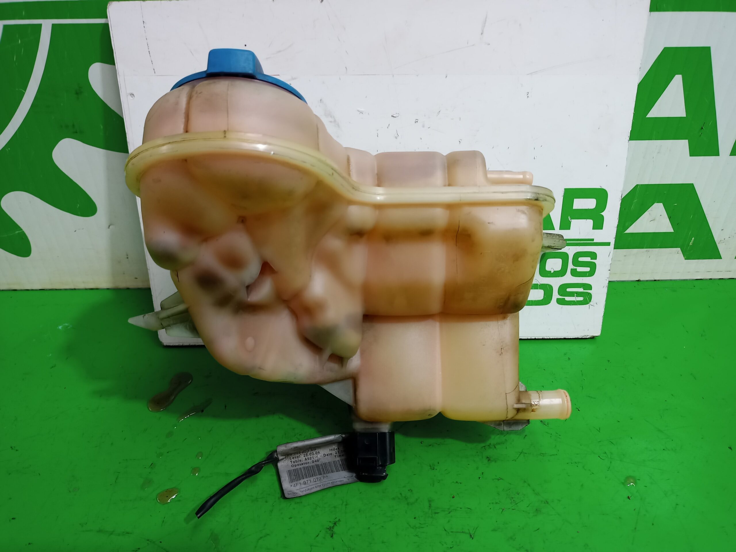 deposito_expansion_4f0121403c_audi_a6_berlina_4f2_2_4