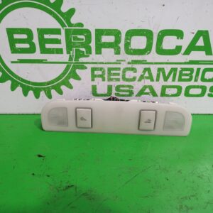 luz_interior_4f0947111_audi_a6_berlina_4f2_2_4