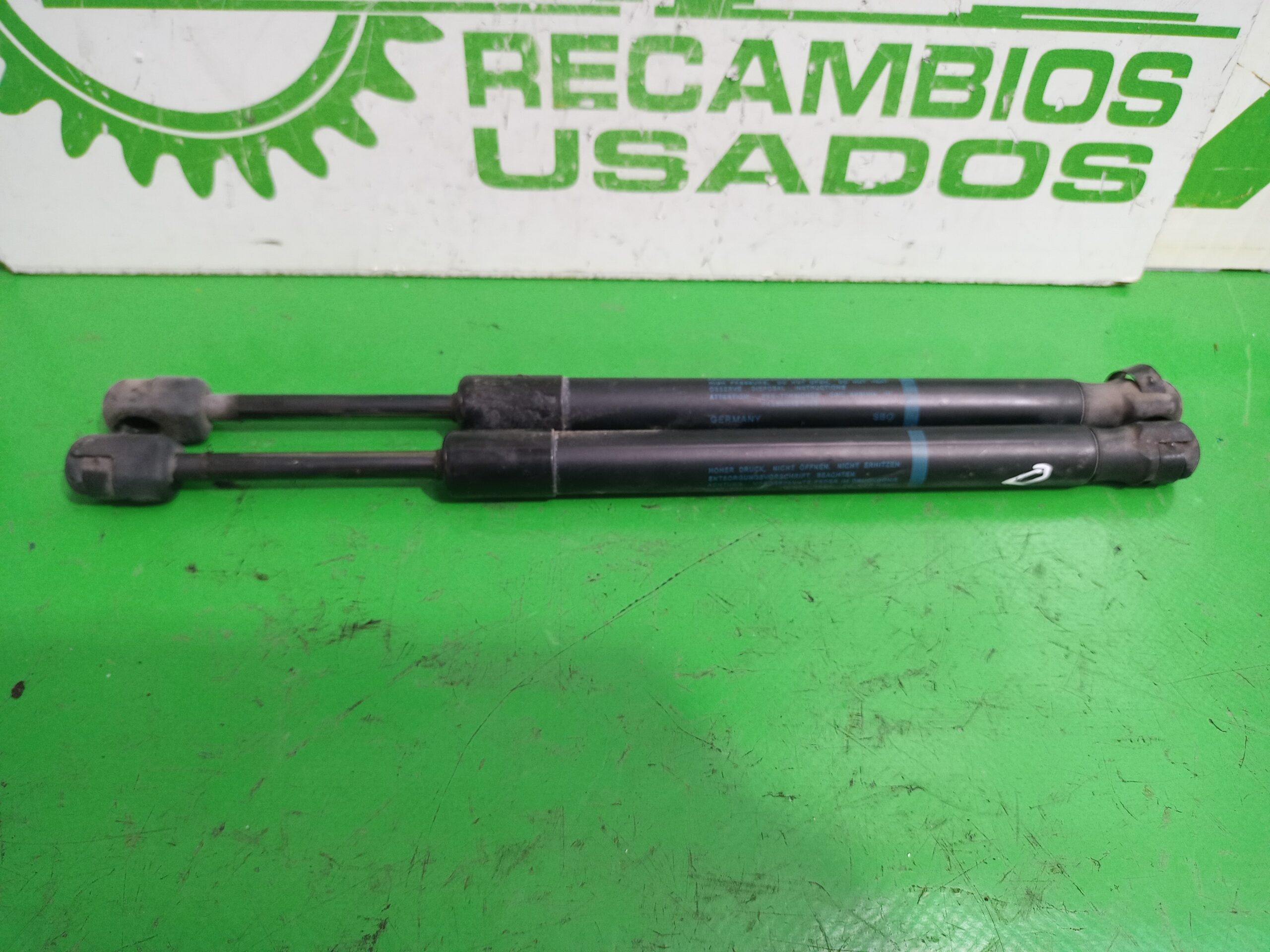 amortiguadores_maletero_porton_4f5827552b_audi_a6_berlina_4f2_2_4