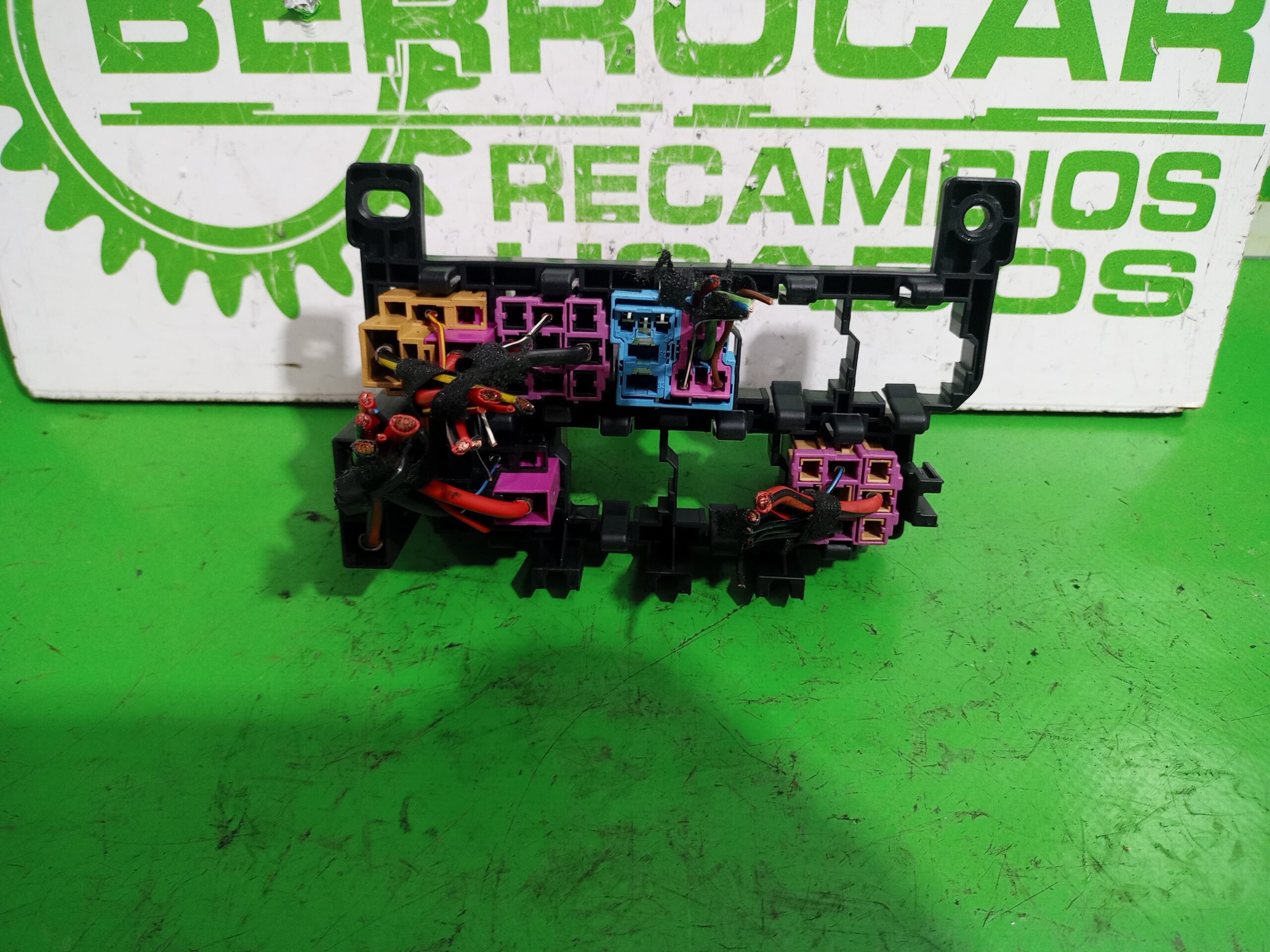 caja_reles_fusibles_4f0937503_audi_a6_berlina_4f2_2_4