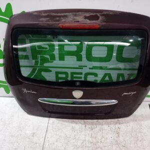 porton_trasero_51744434_cristal_de_regalo_lancia_ypsilon_101_1_3_multijet_16v_argento_10_2006