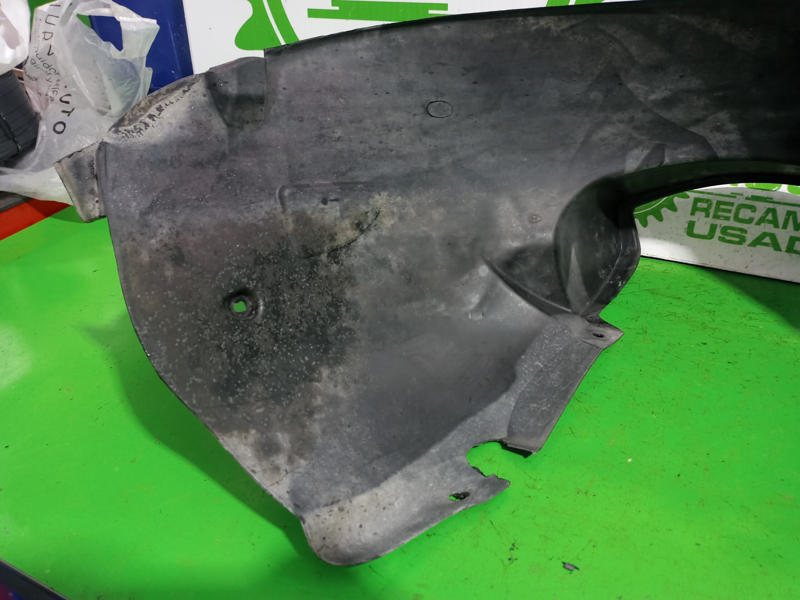 paso_rueda_delantero_derecho_51786918_lancia_ypsilon_101_1_3_multijet_16v_argento_10_2006