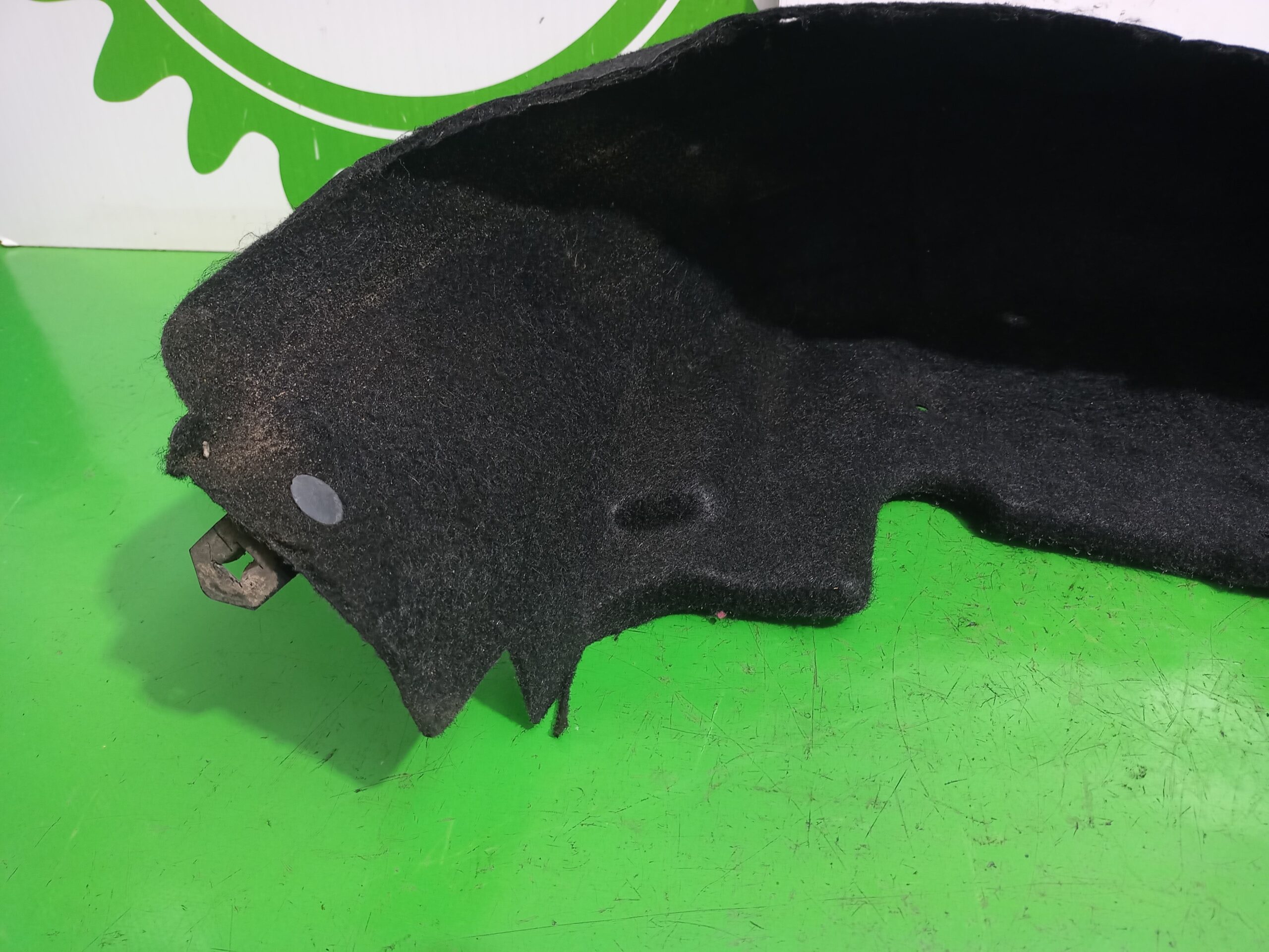 paso_rueda_trasero_izquierdo_51786922_lancia_ypsilon_101_1_3_multijet_16v_argento_10_2006