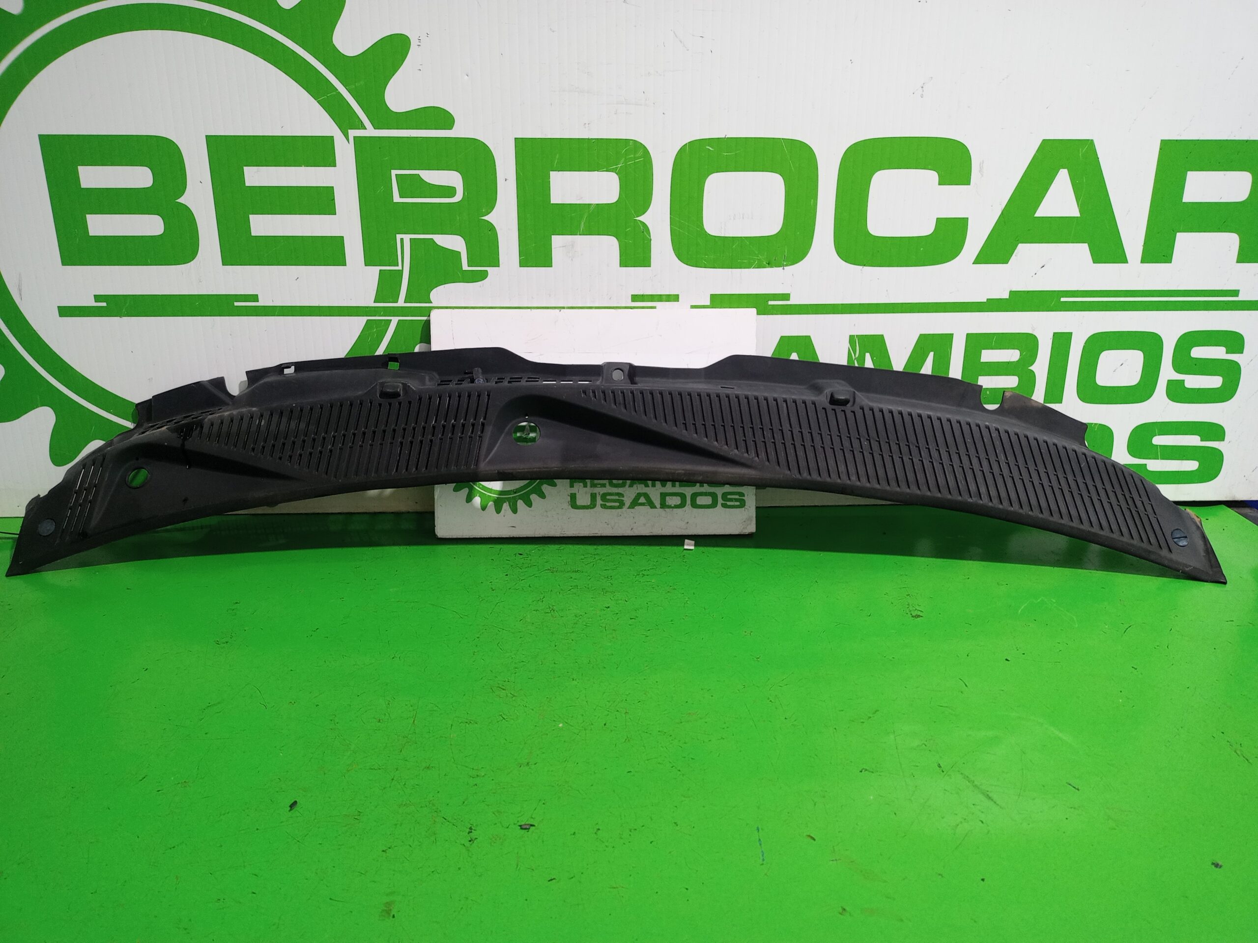 torpedo_51709457_lancia_ypsilon_101_1_3_multijet_16v_argento_10_2006