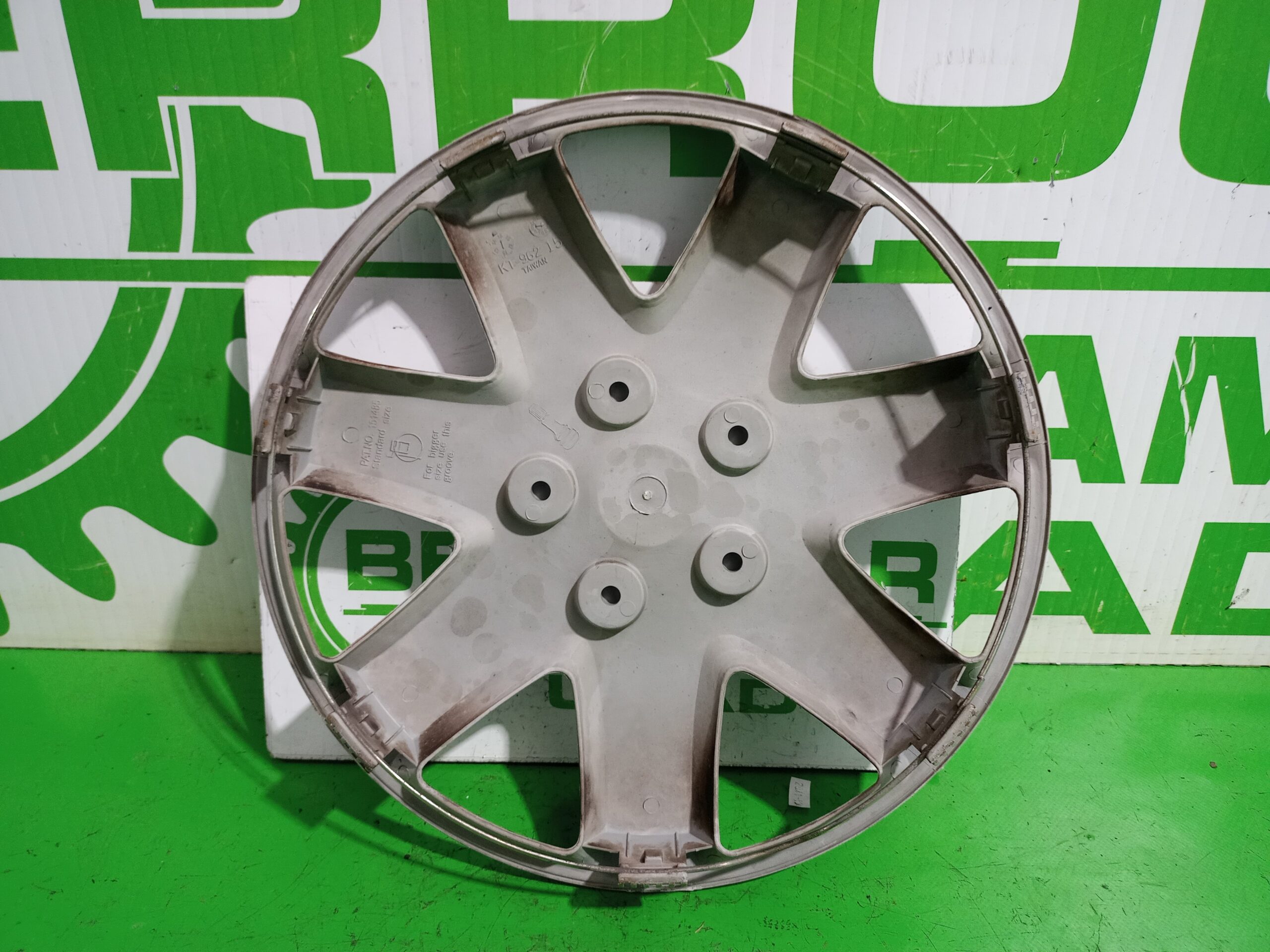 tapacubos_151485_lancia_ypsilon_101_1_3_multijet_16v_argento_10_2006