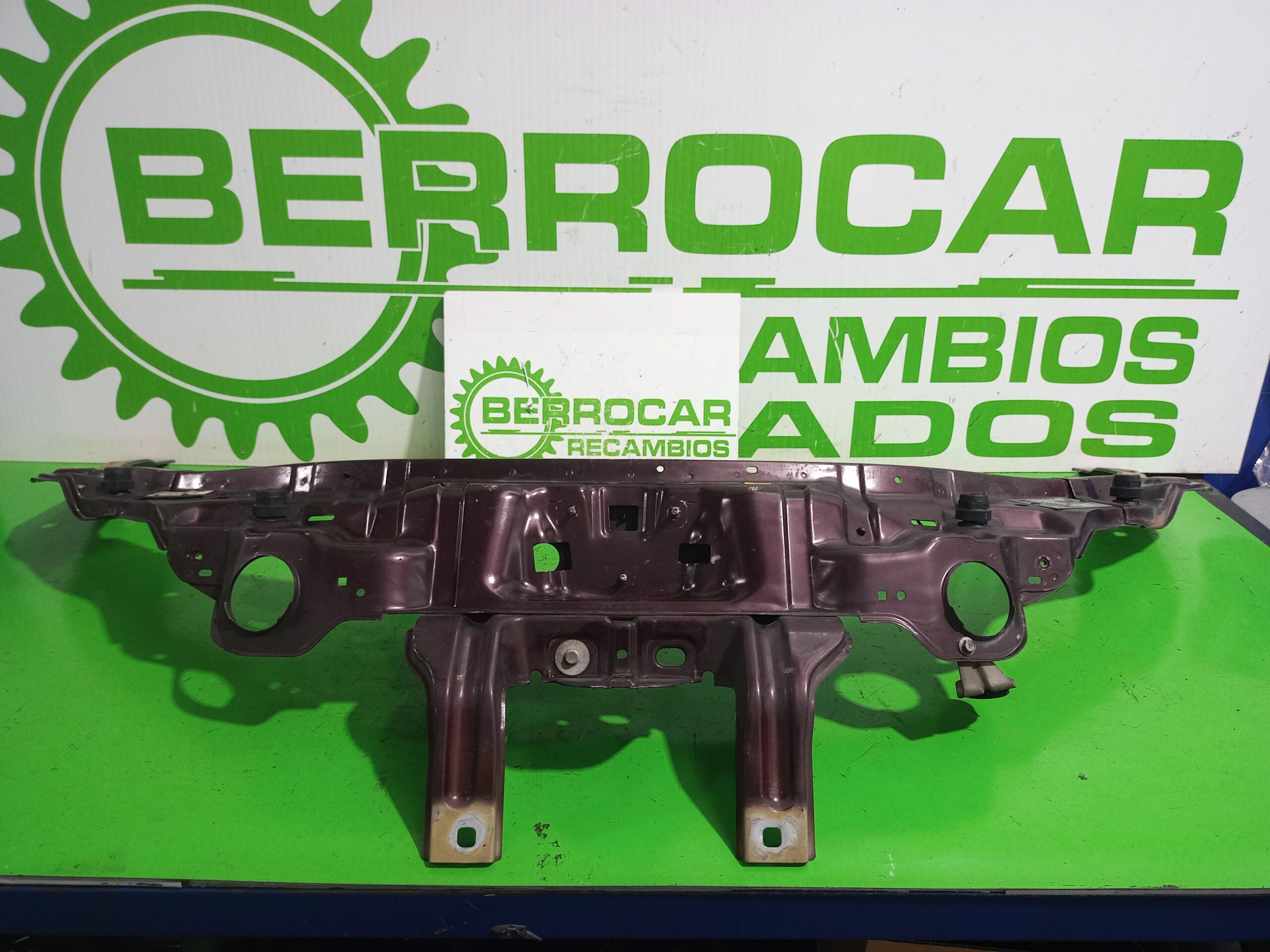 panel_frontal_51842751_lancia_ypsilon_101_1_3_multijet_16v_argento_10_2006