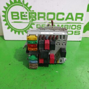 caja_reles_fusibles_51792197_lancia_ypsilon_101_1_3_multijet_16v_argento_10_2006