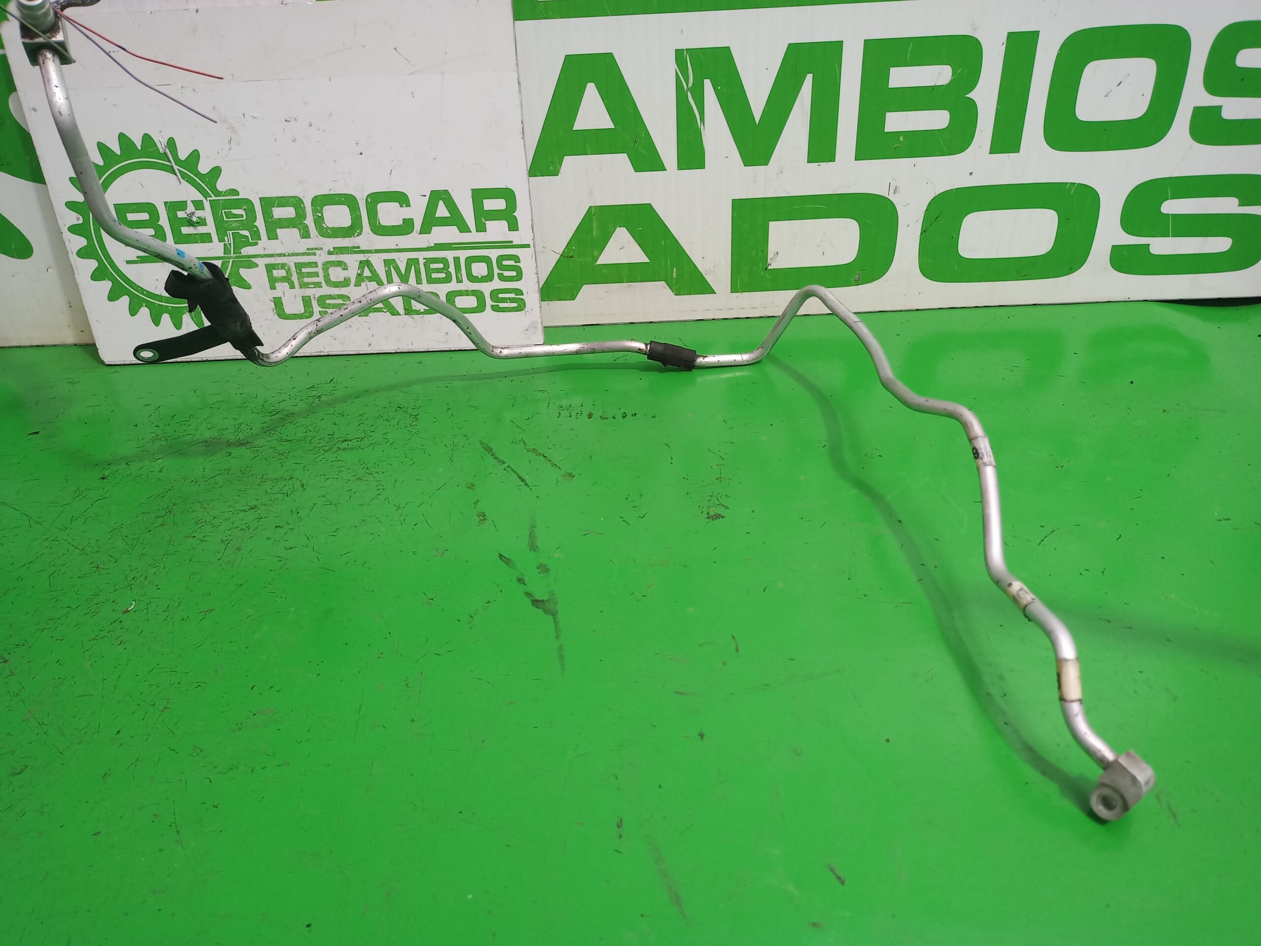 tubos_aire_acondicionado_51726787_lancia_ypsilon_101_1_3_multijet_16v_argento_10_2006