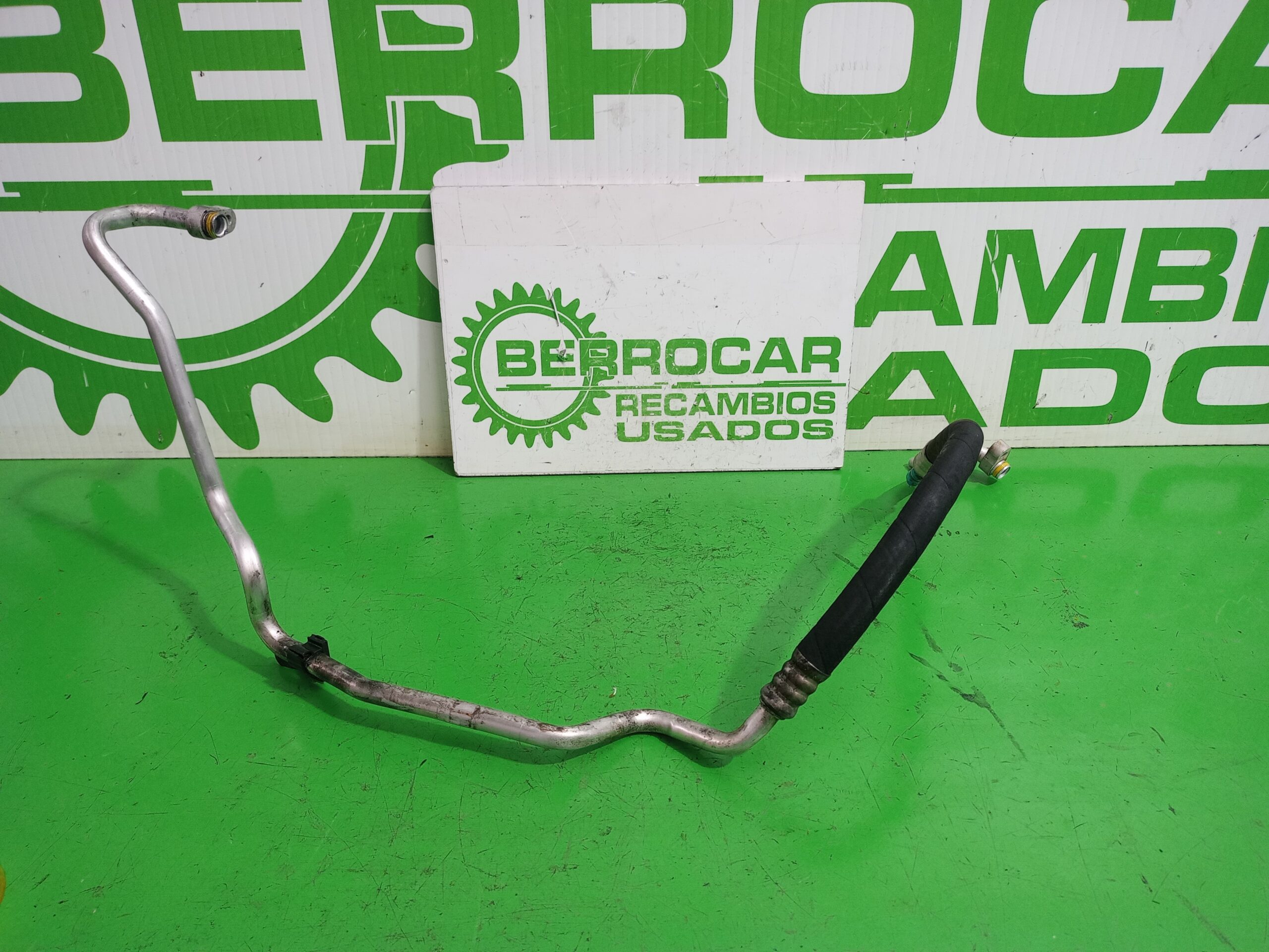 tubos_aire_acondicionado_51706073_lancia_ypsilon_101_1_3_multijet_16v_argento_10_2006