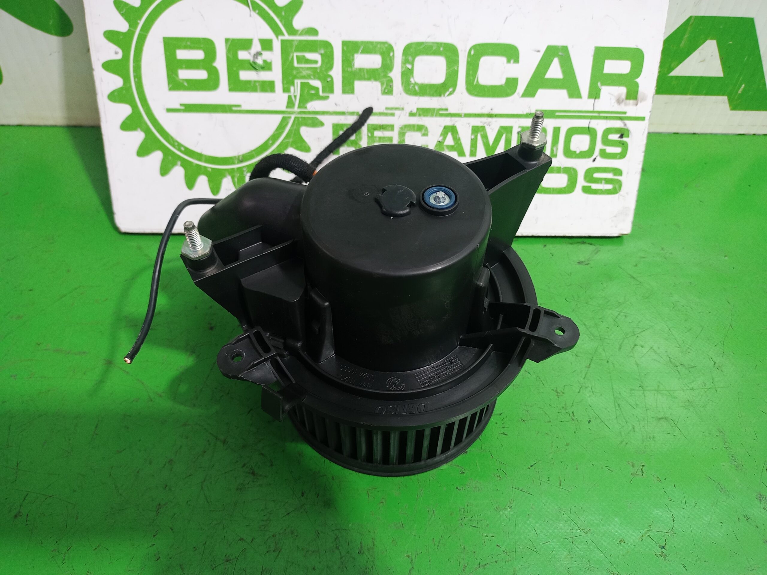 motor_calefaccion_5b2430600_77363262_lancia_ypsilon_101_1_3_multijet_16v_argento_10_2006