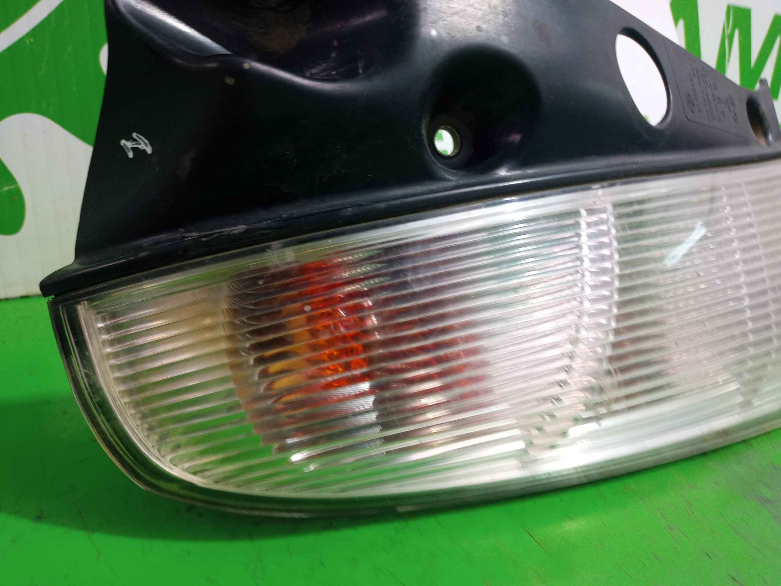 piloto_trasero_izquierdo_51786658_lancia_ypsilon_101_1_3_multijet_16v_argento_10_2006