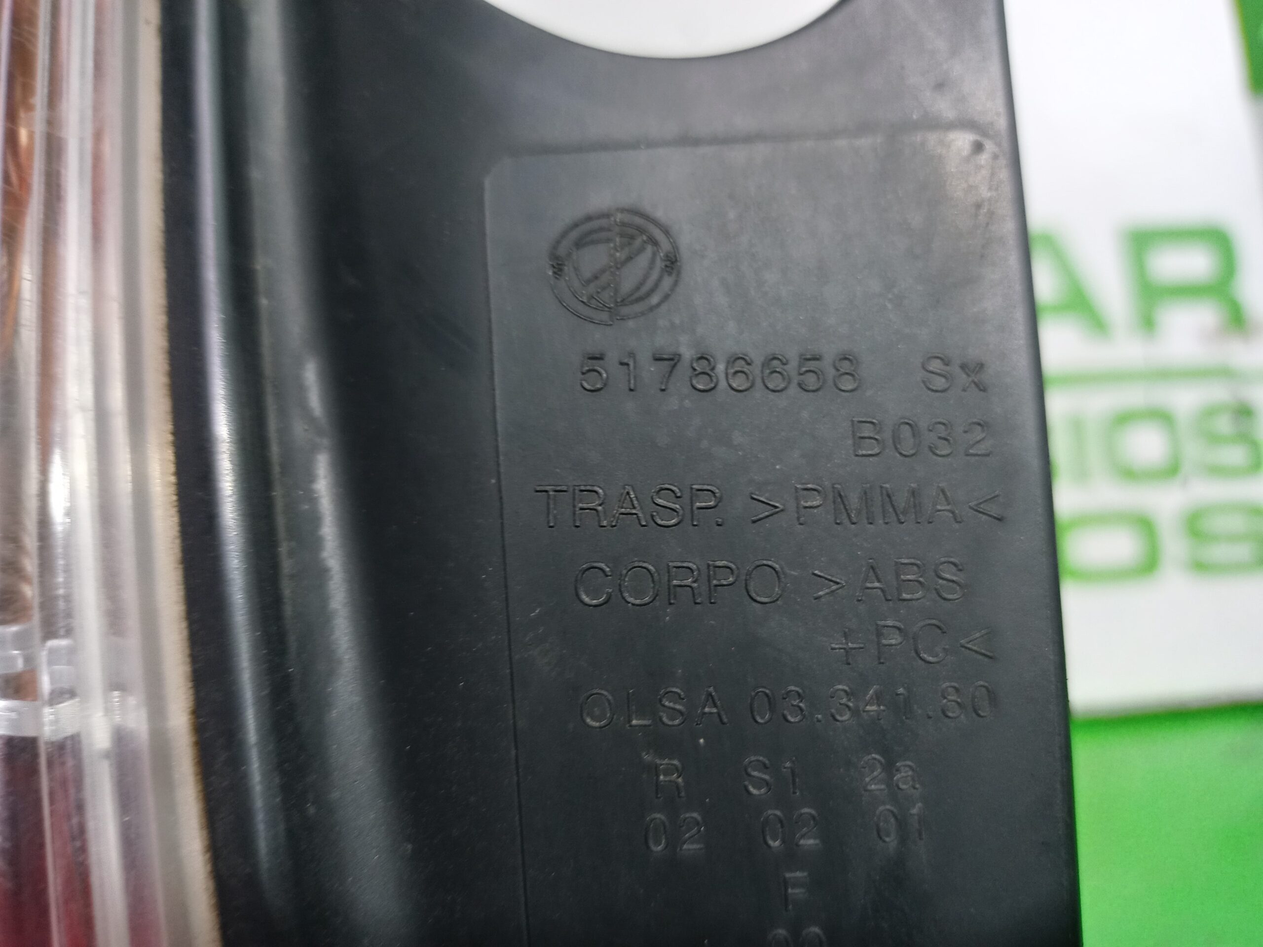 piloto_trasero_izquierdo_51786658_lancia_ypsilon_101_1_3_multijet_16v_argento_10_2006