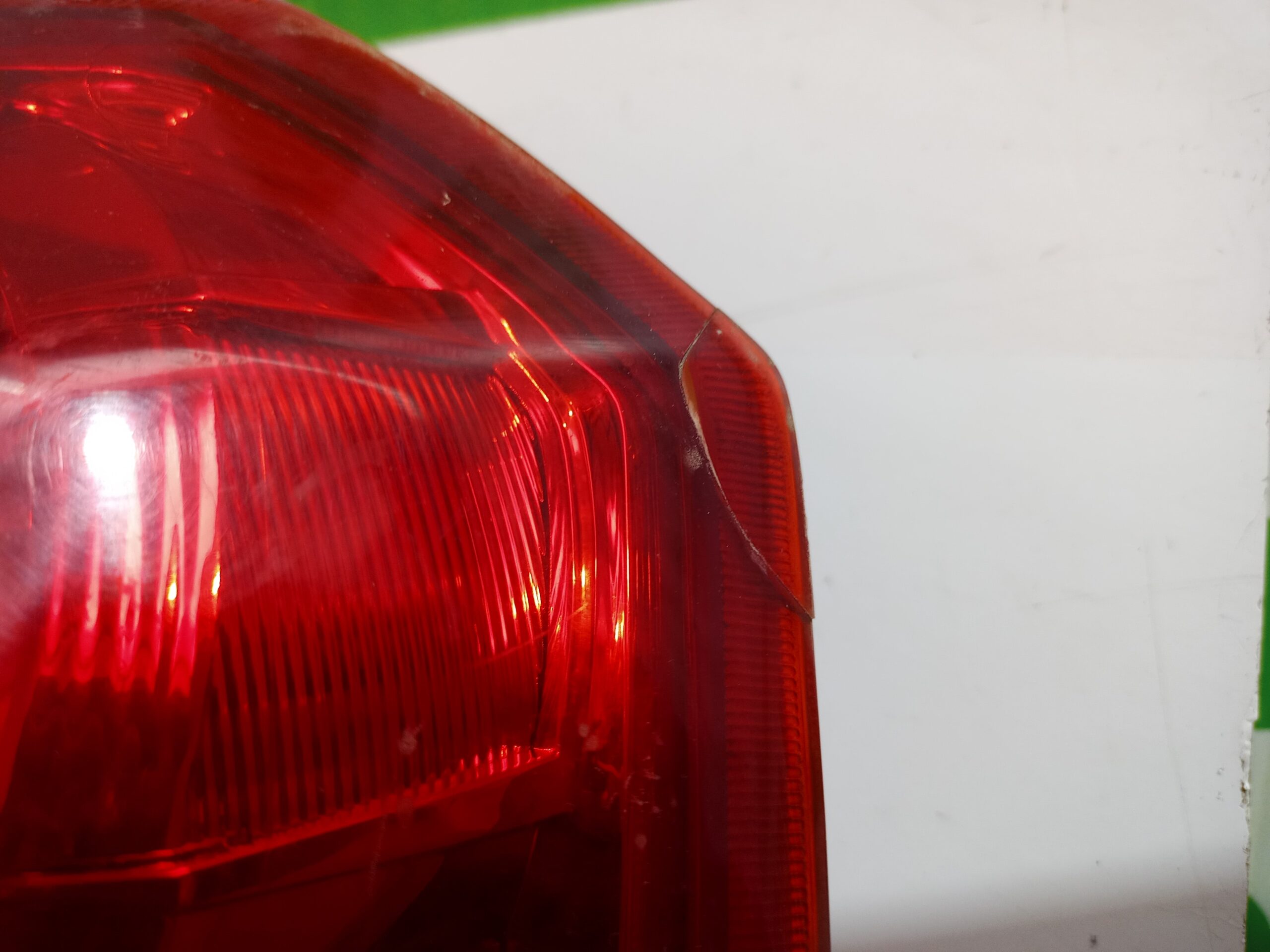 piloto_trasero_derecho_96650805_chevrolet_aveo_ls