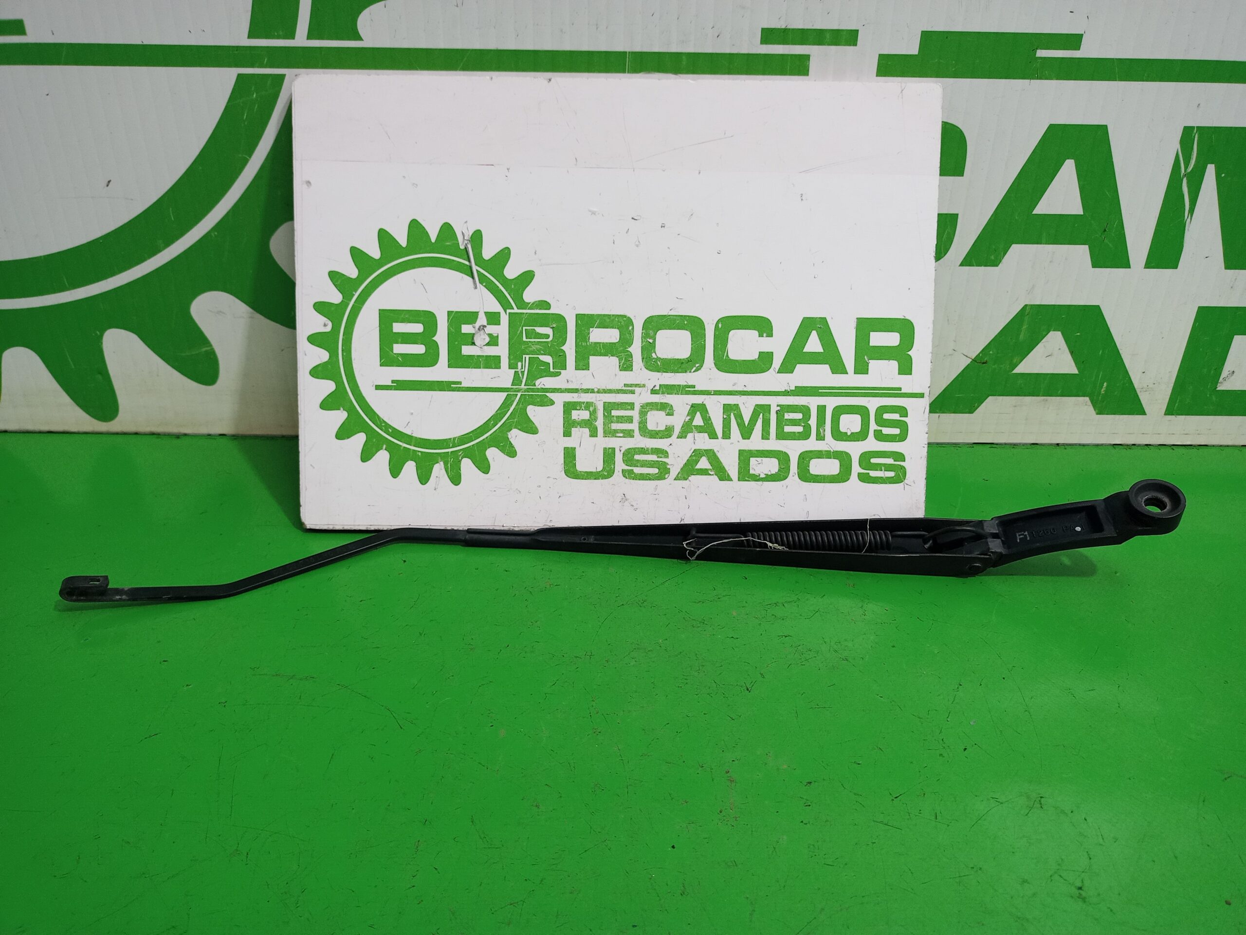 brazo_limpia_delantero_derecho_t250pa1_chevrolet_aveo_ls