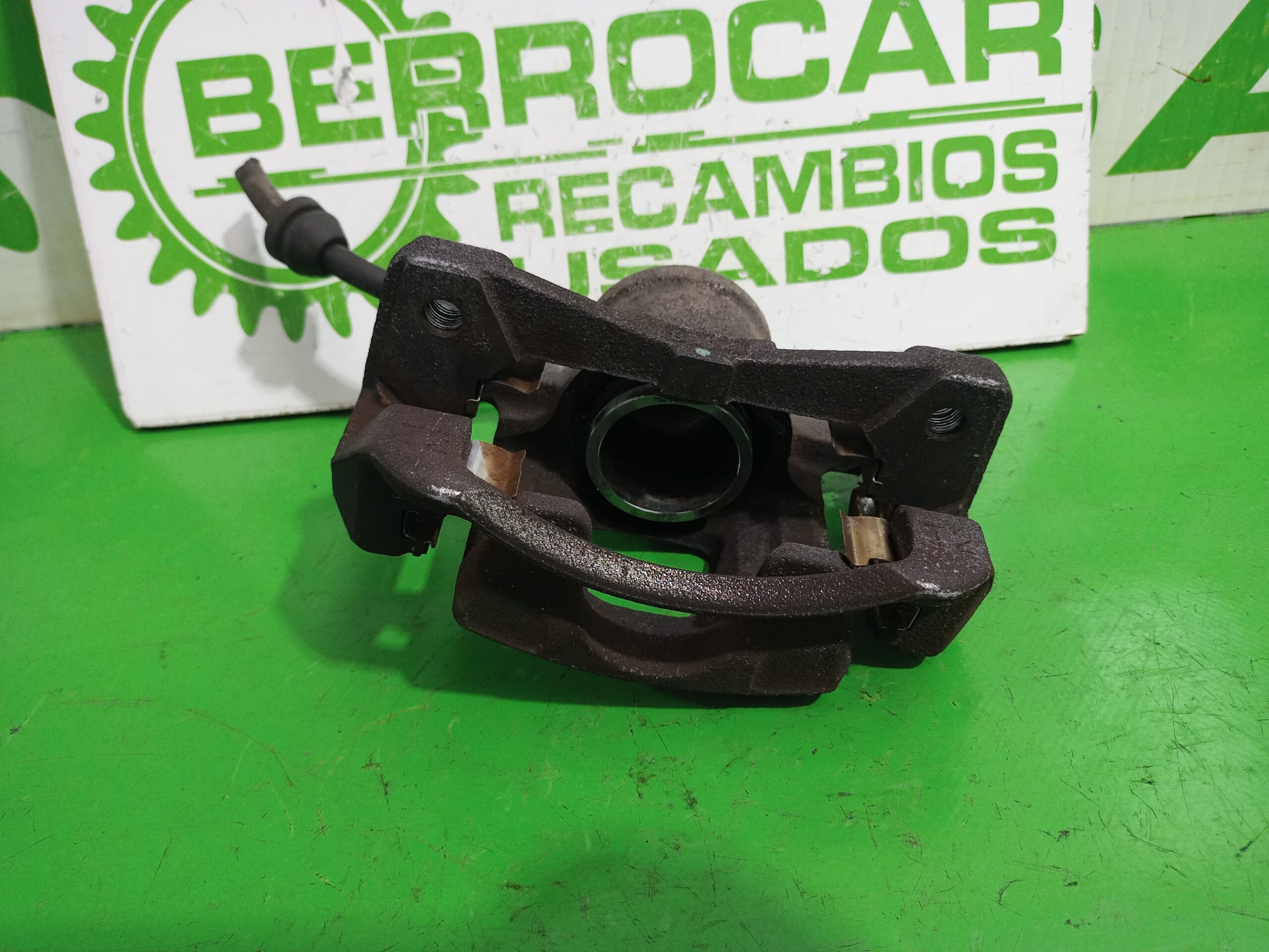 pinza_de_freno_delantera_izquierda_42365537_chevrolet_aveo_ls