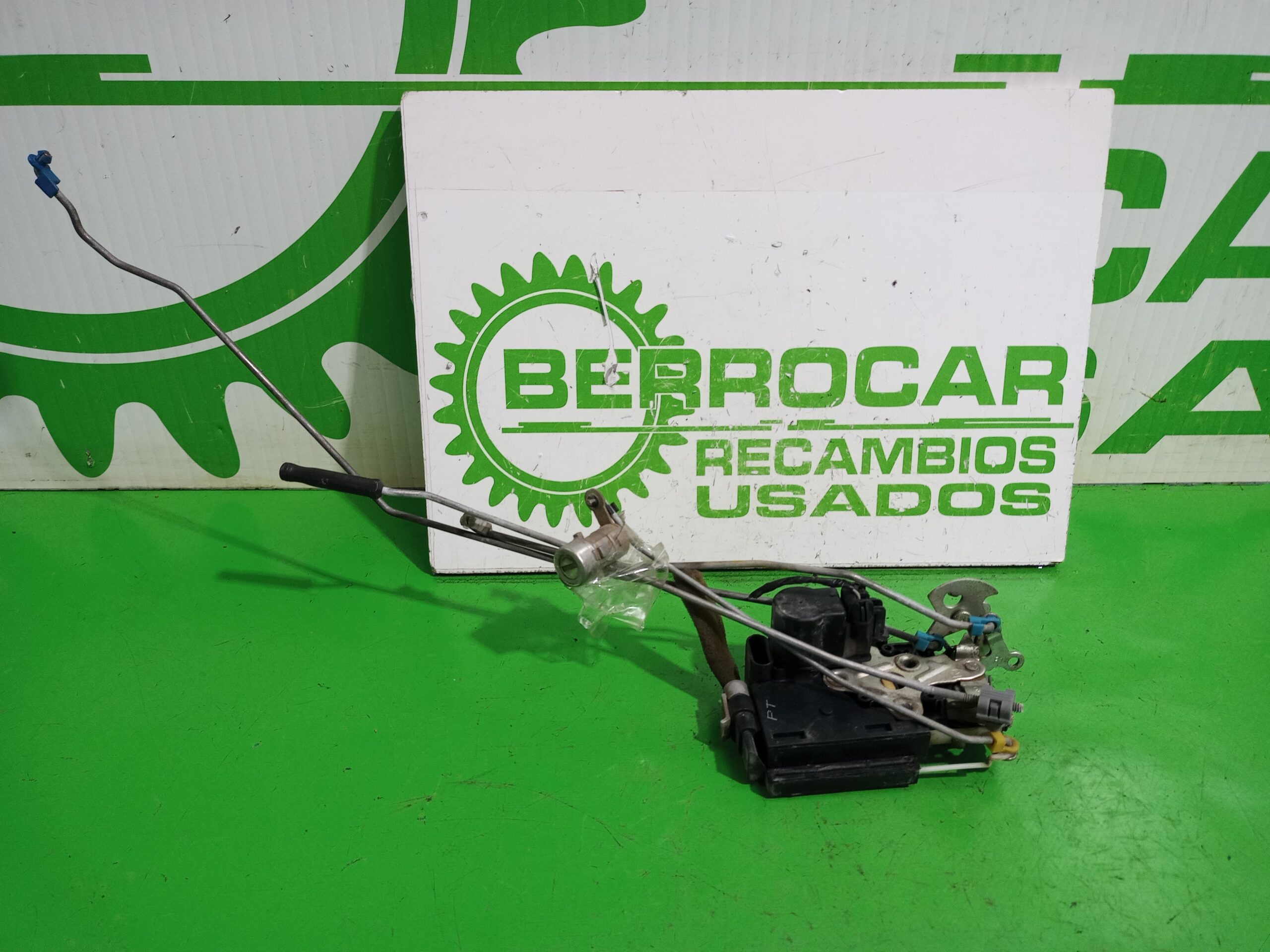 cerradura_puerta_delantera_derecha_96272644_chevrolet_aveo_ls