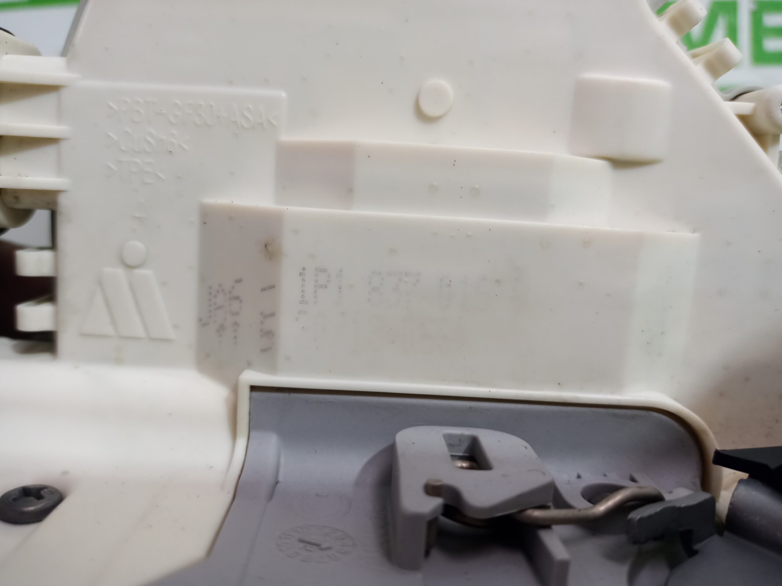 cerradura_puerta_delantera_izquierda_1p1837015b_seat_altea_xl_5p5_style_ecomotive