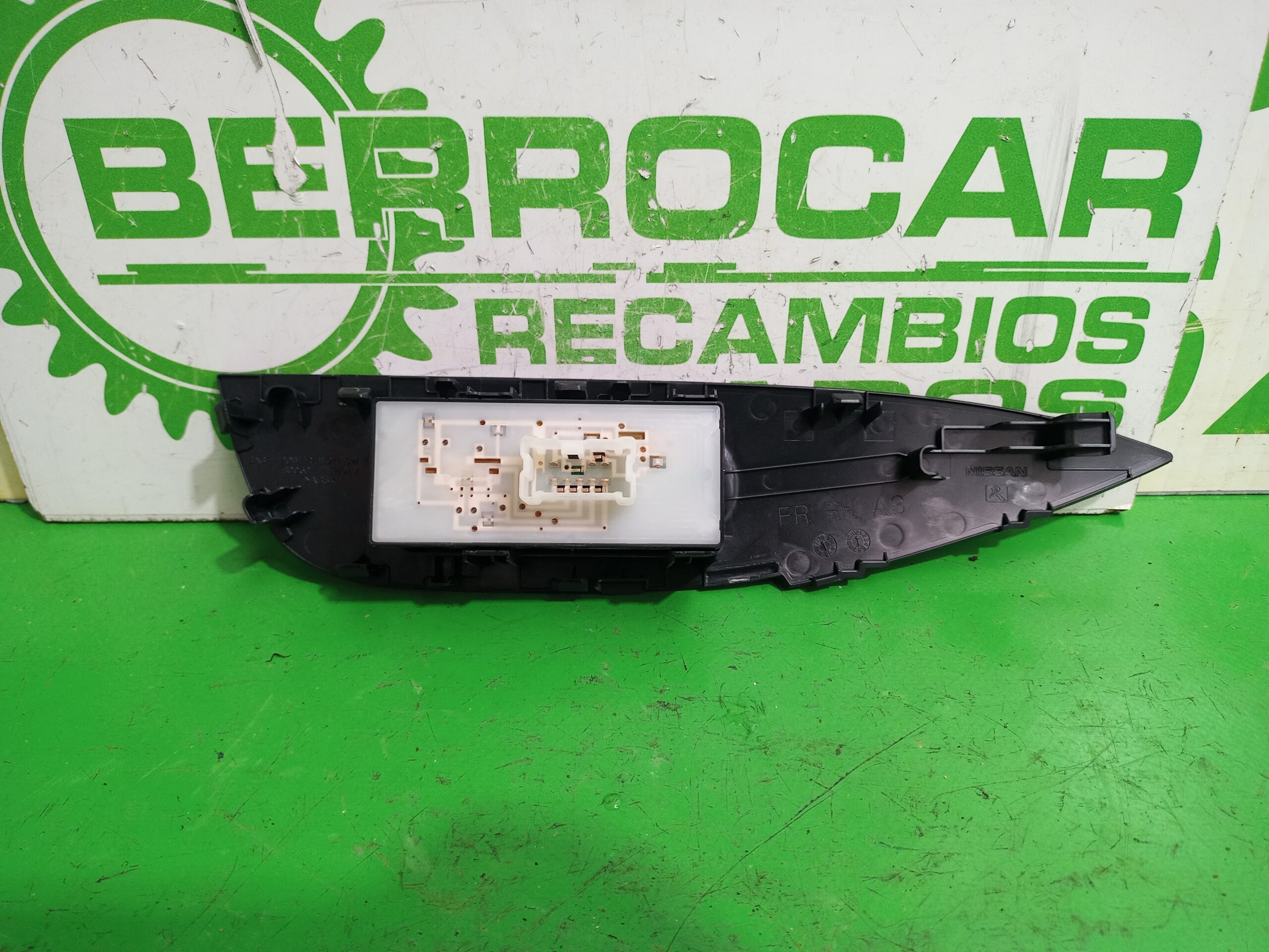 mando_elevalunas_delantero_derecho_809604eh0ax_nissan_qashqai_j11_acenta