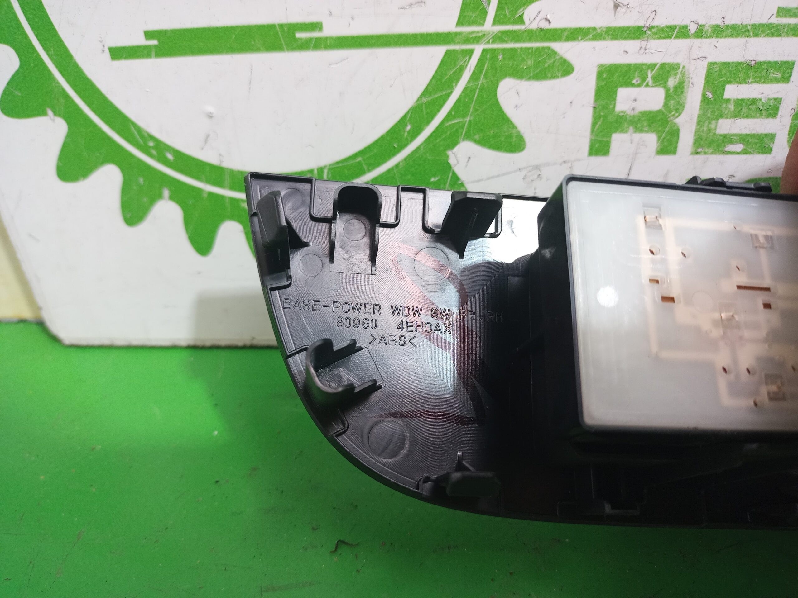 mando_elevalunas_delantero_derecho_809604eh0ax_nissan_qashqai_j11_acenta