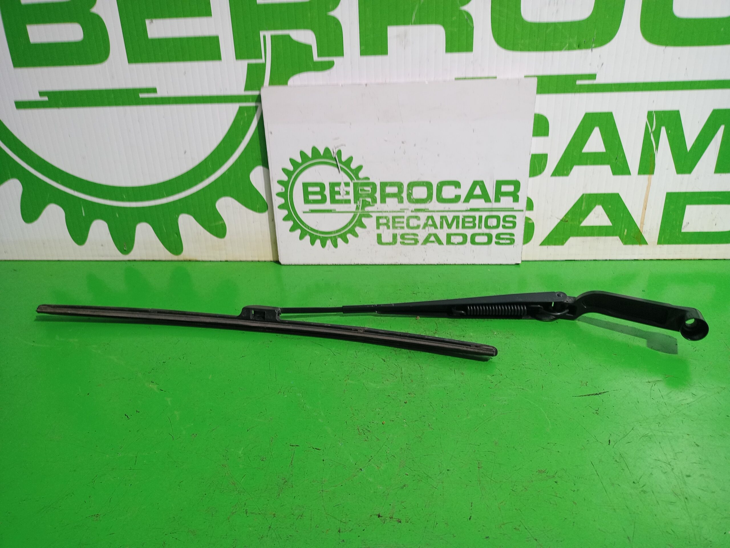 brazo_limpia_delantero_izquierdo_288864eh1a_nissan_qashqai_j11_acenta