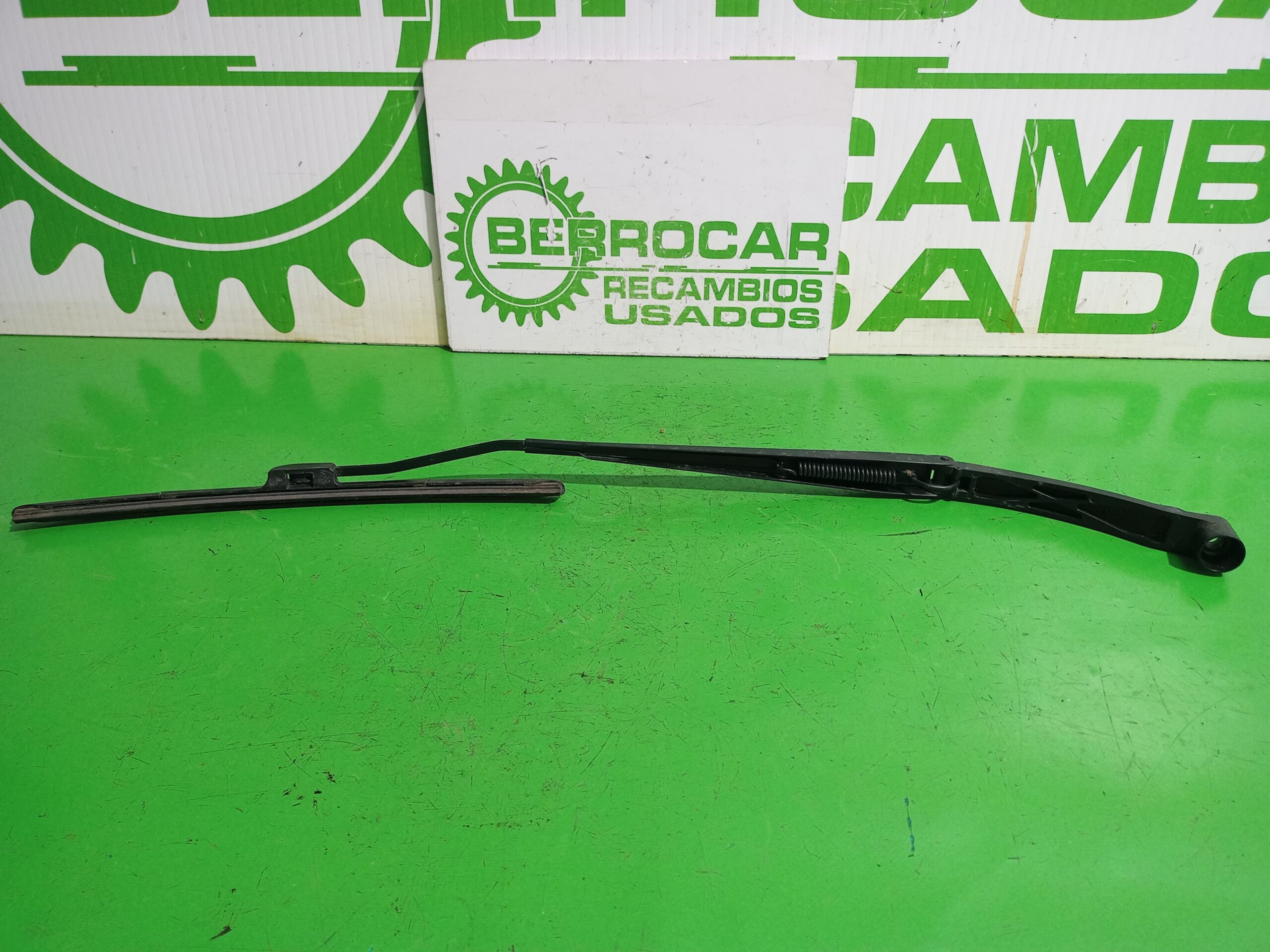 brazo_limpia_delantero_derecho_288814eh2a_nissan_qashqai_j11_acenta