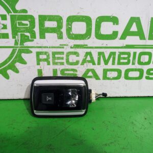 luz_interior_9670880177_peugeot_508_active