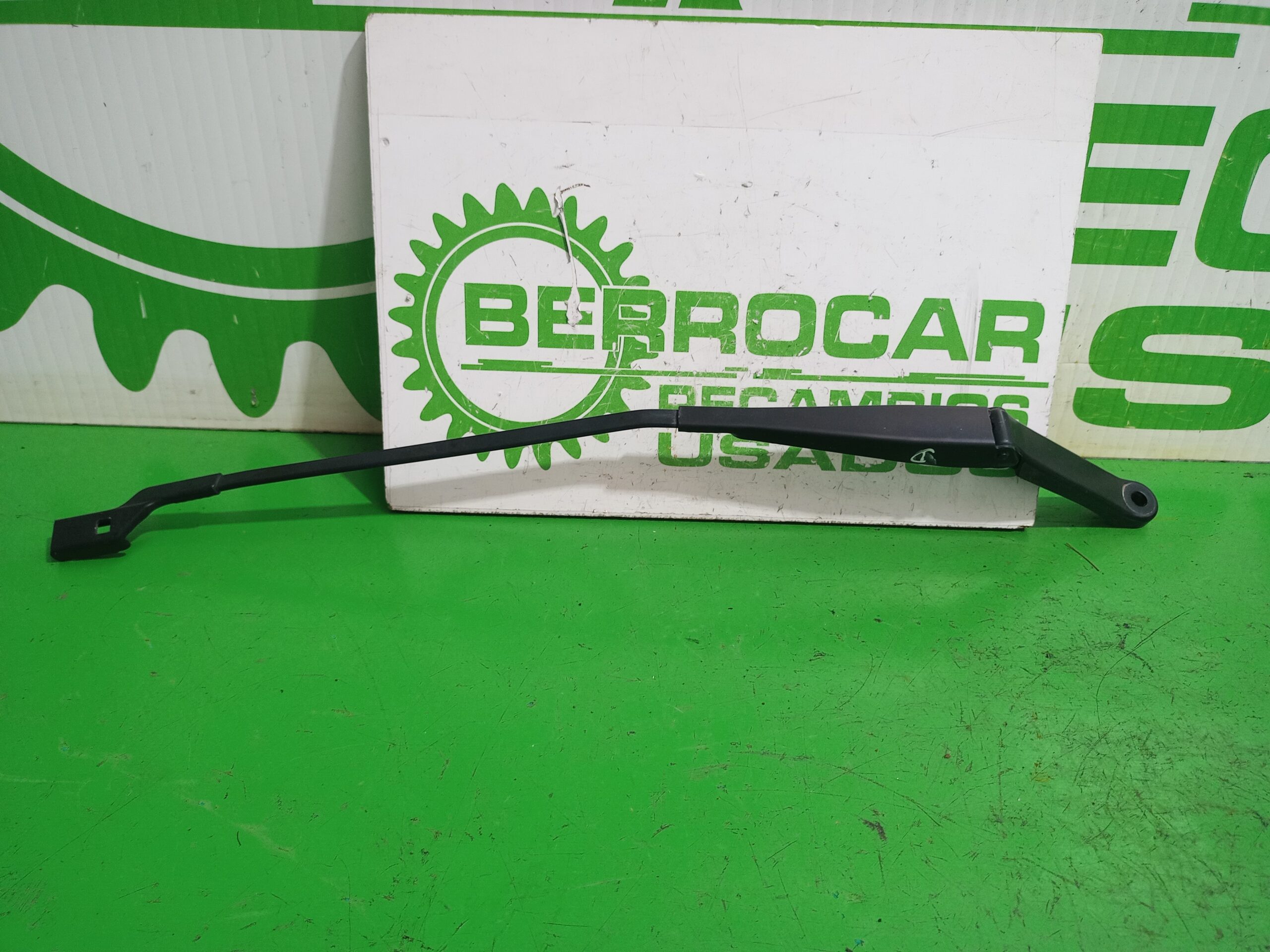 brazo_limpia_delantero_derecho_9686437780_peugeot_508_active