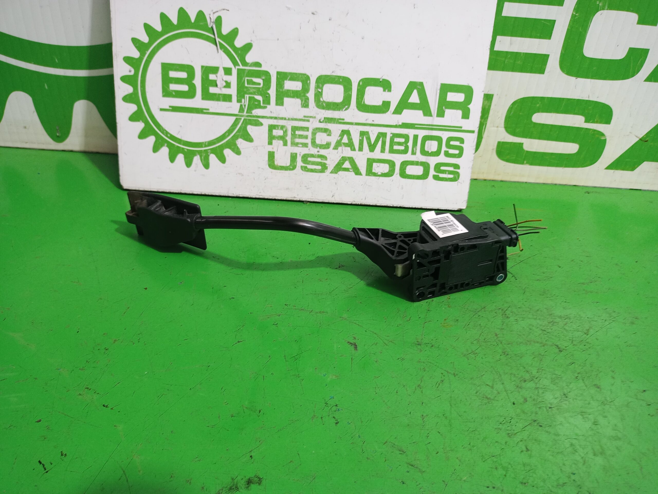 pedal_acelerador_86et30_peugeot_508_active