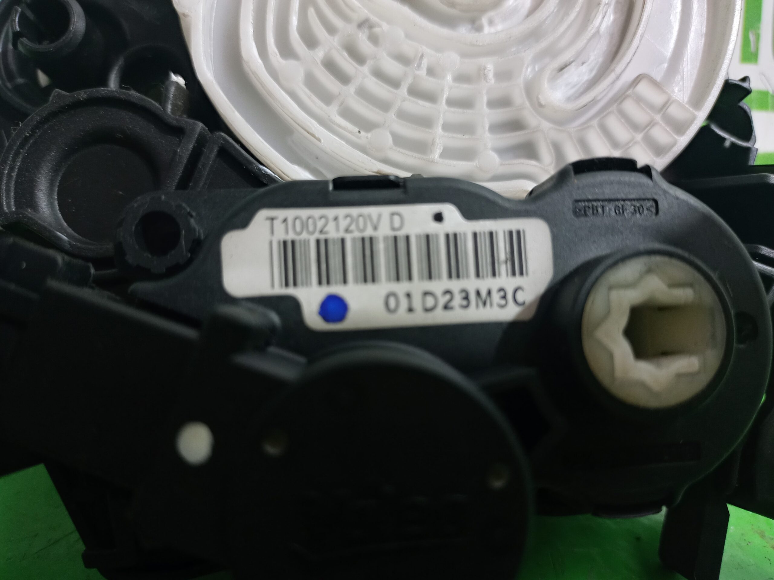 motor_apertura_trampilla_t1002120v_peugeot_508_active