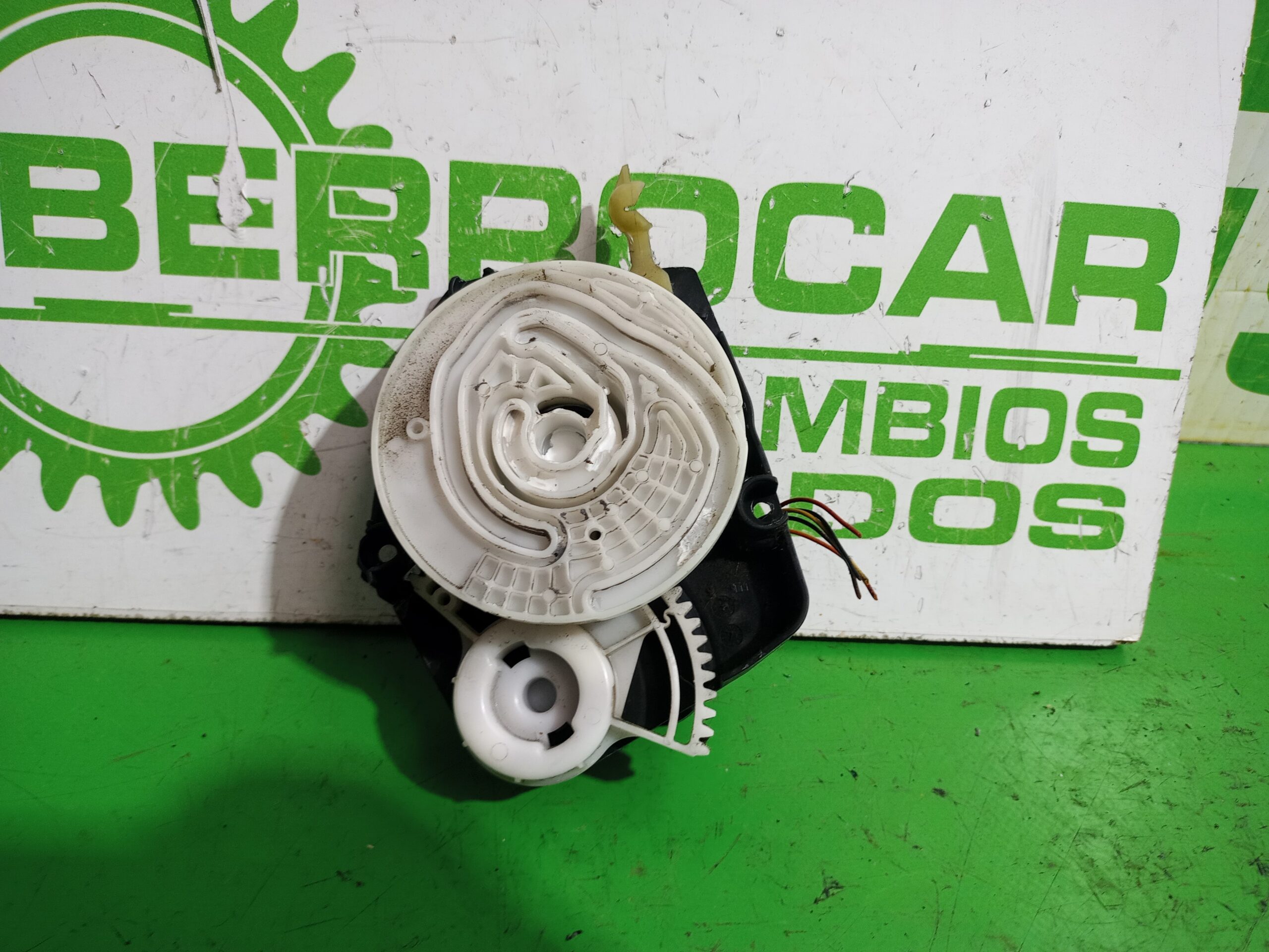 motor_apertura_trampilla_t1002120v_peugeot_508_active