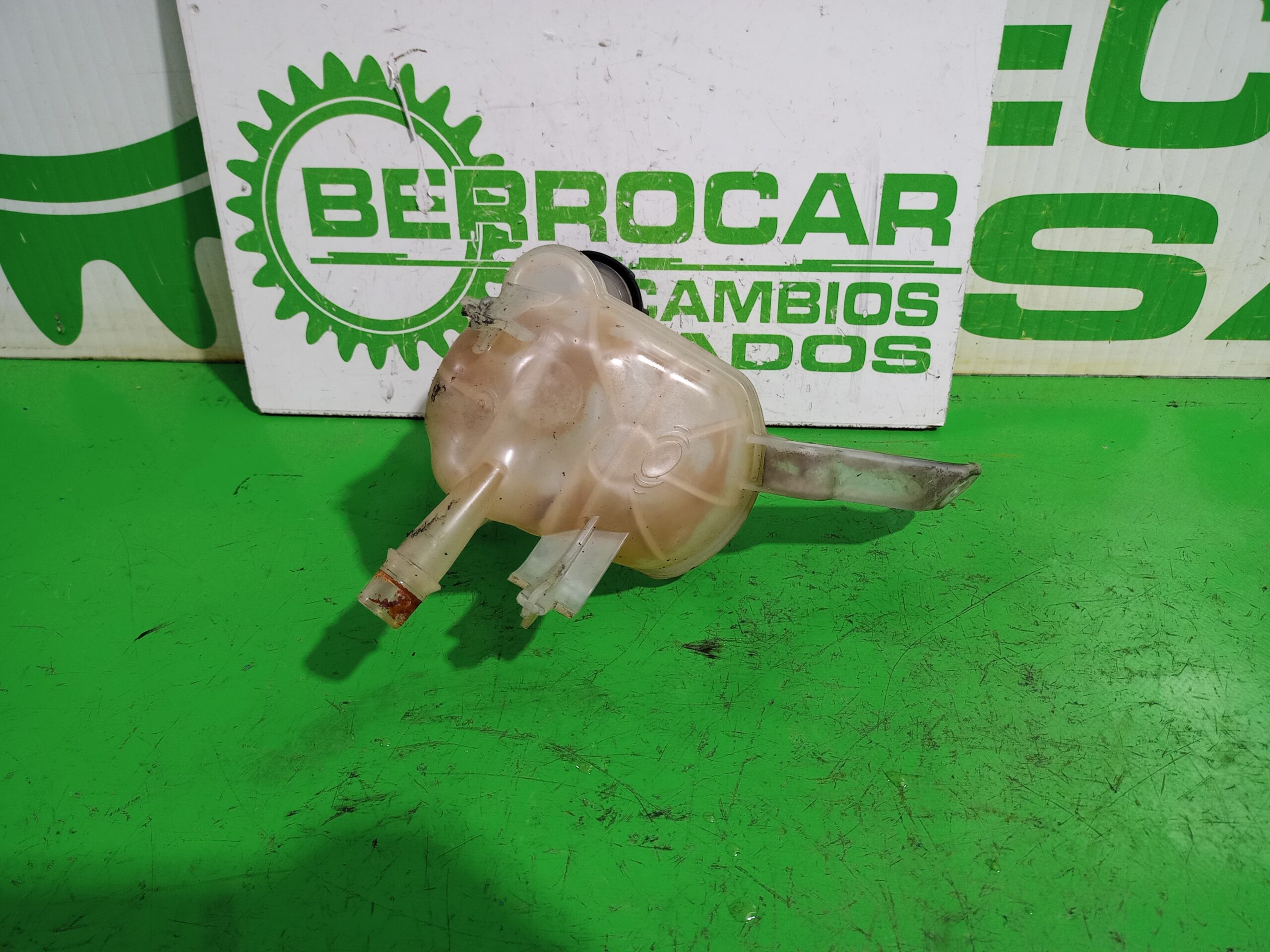 deposito_expansion_1323he_peugeot_508_active