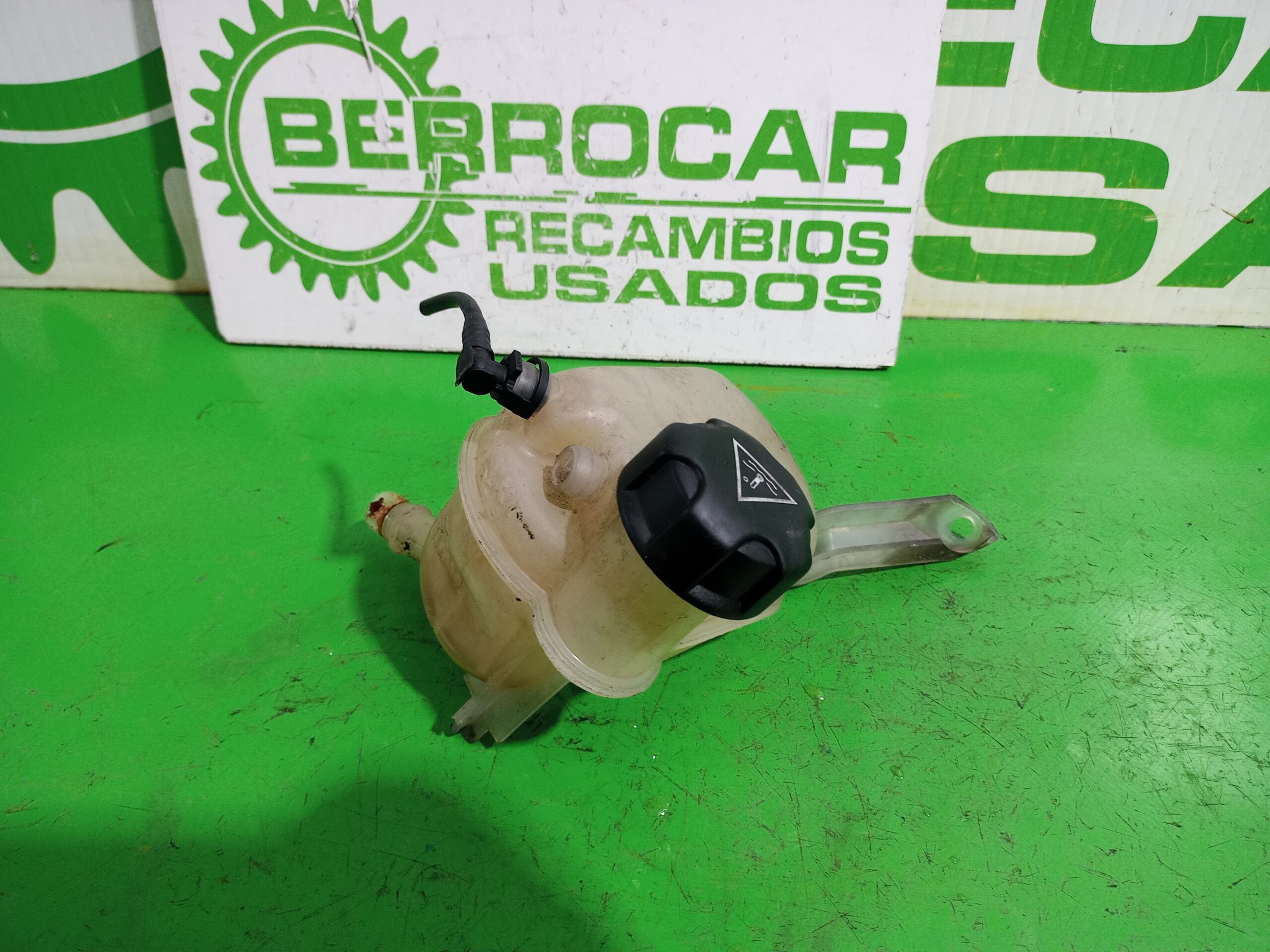 deposito_expansion_1323he_peugeot_508_active