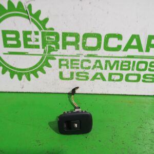 mando_elevalunas_trasero_izquierdo_98026412zd_peugeot_508_active