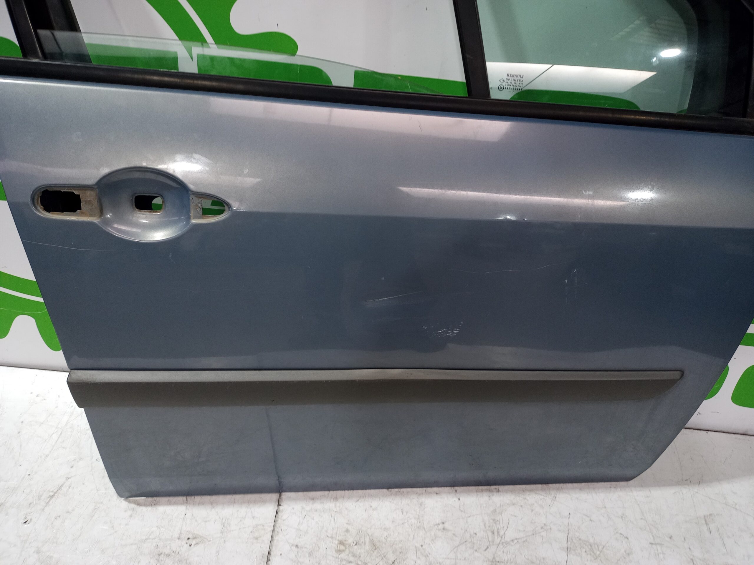 puerta_delantera_derecha_801002354r_renault_scenic_ii_grand_emotion