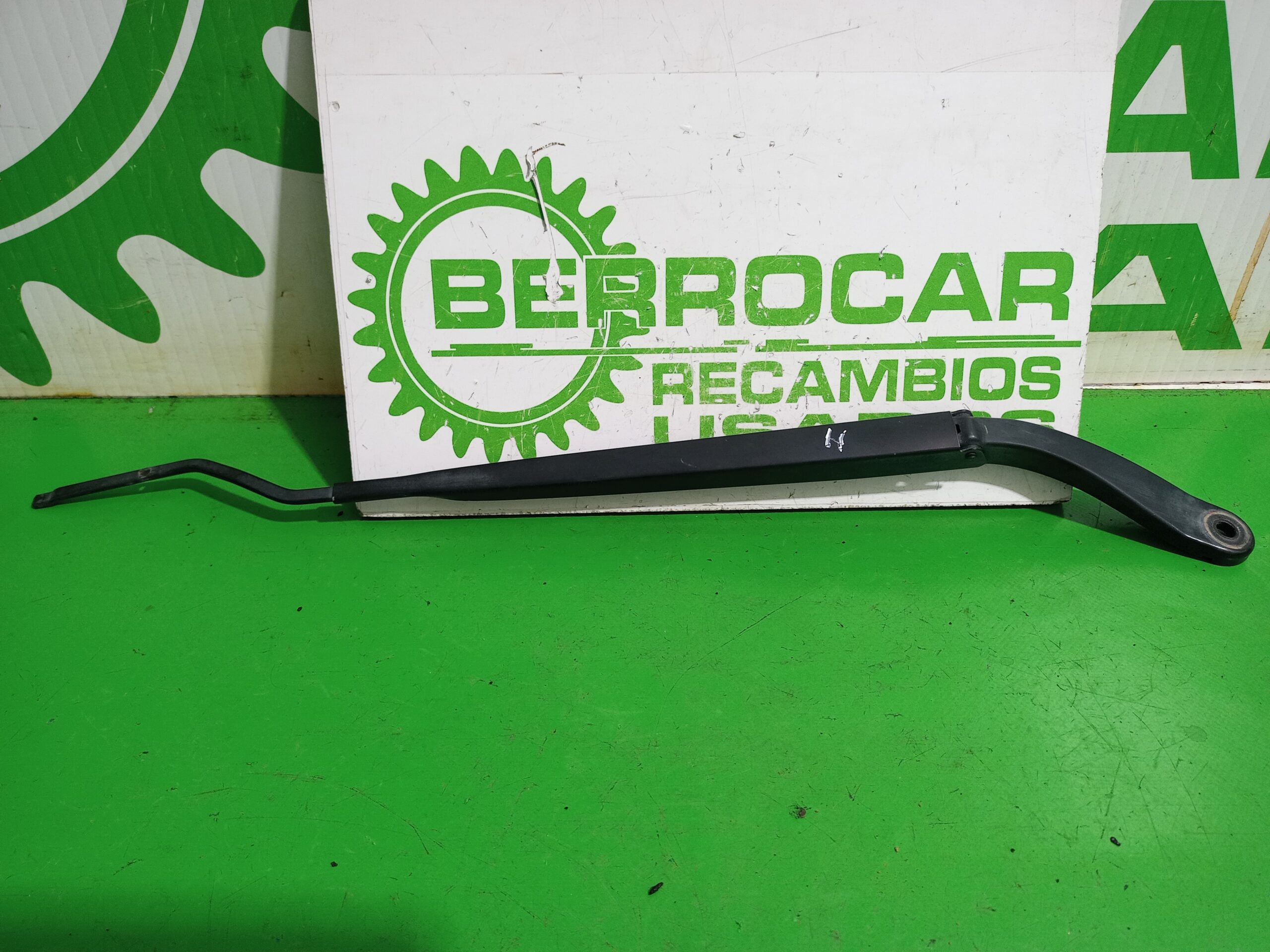 brazo_limpia_delantero_izquierdo_8200466006_renault_scenic_ii_grand_emotion