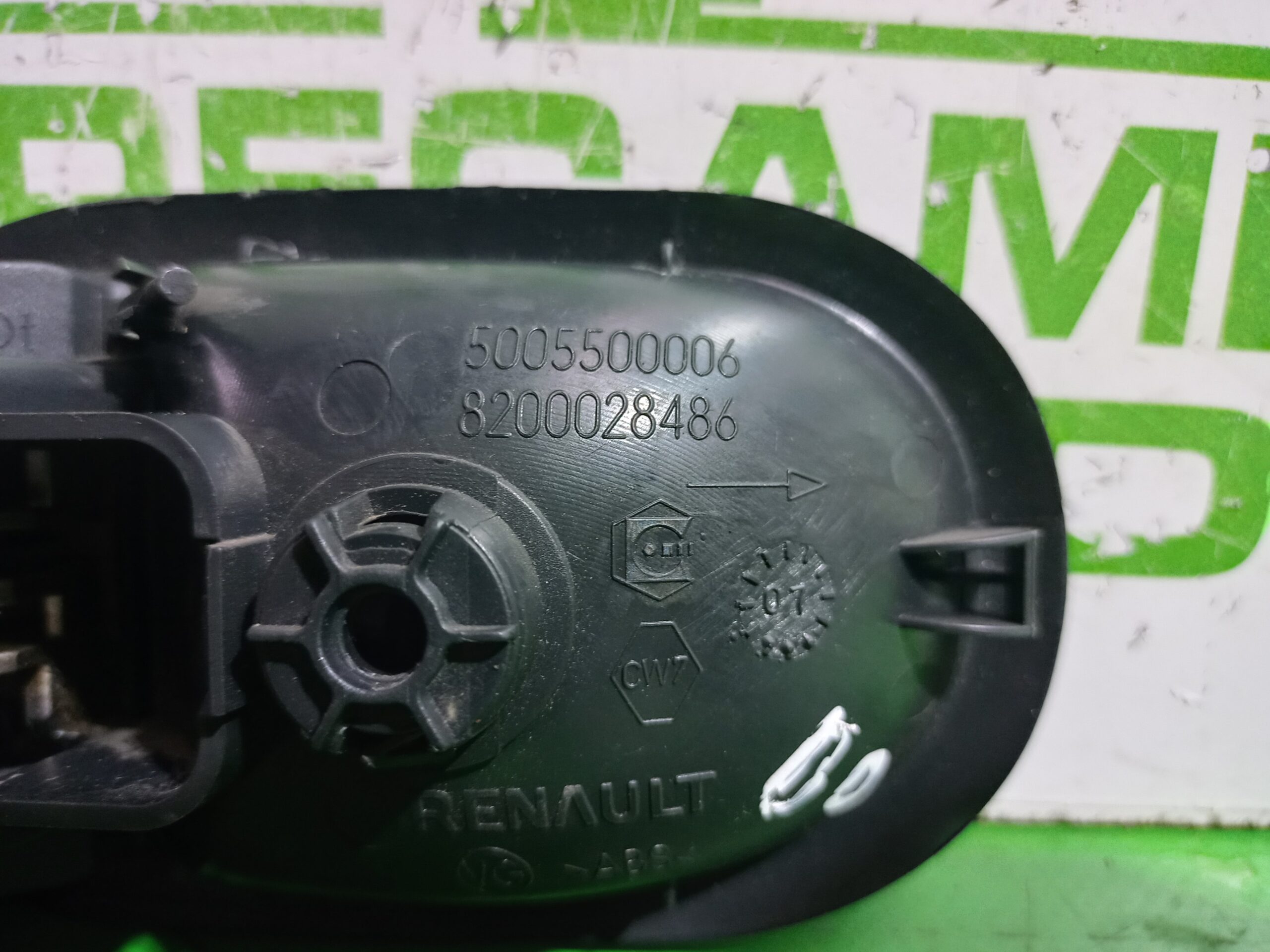 maneta_interior_delantera_derecha_8200028486_renault_scenic_ii_grand_emotion