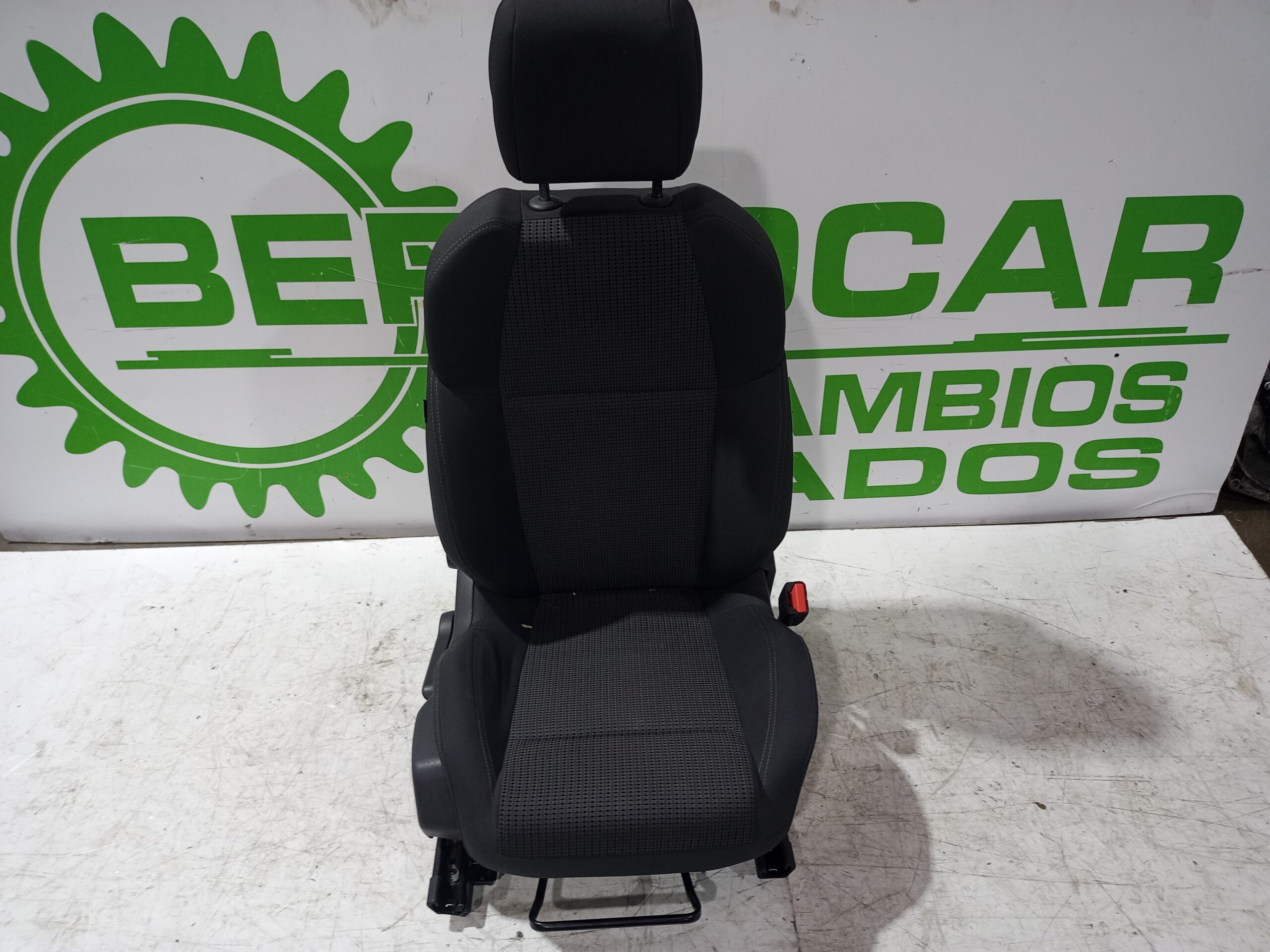asiento_delantero_derecho_884797_peugeot_508_active