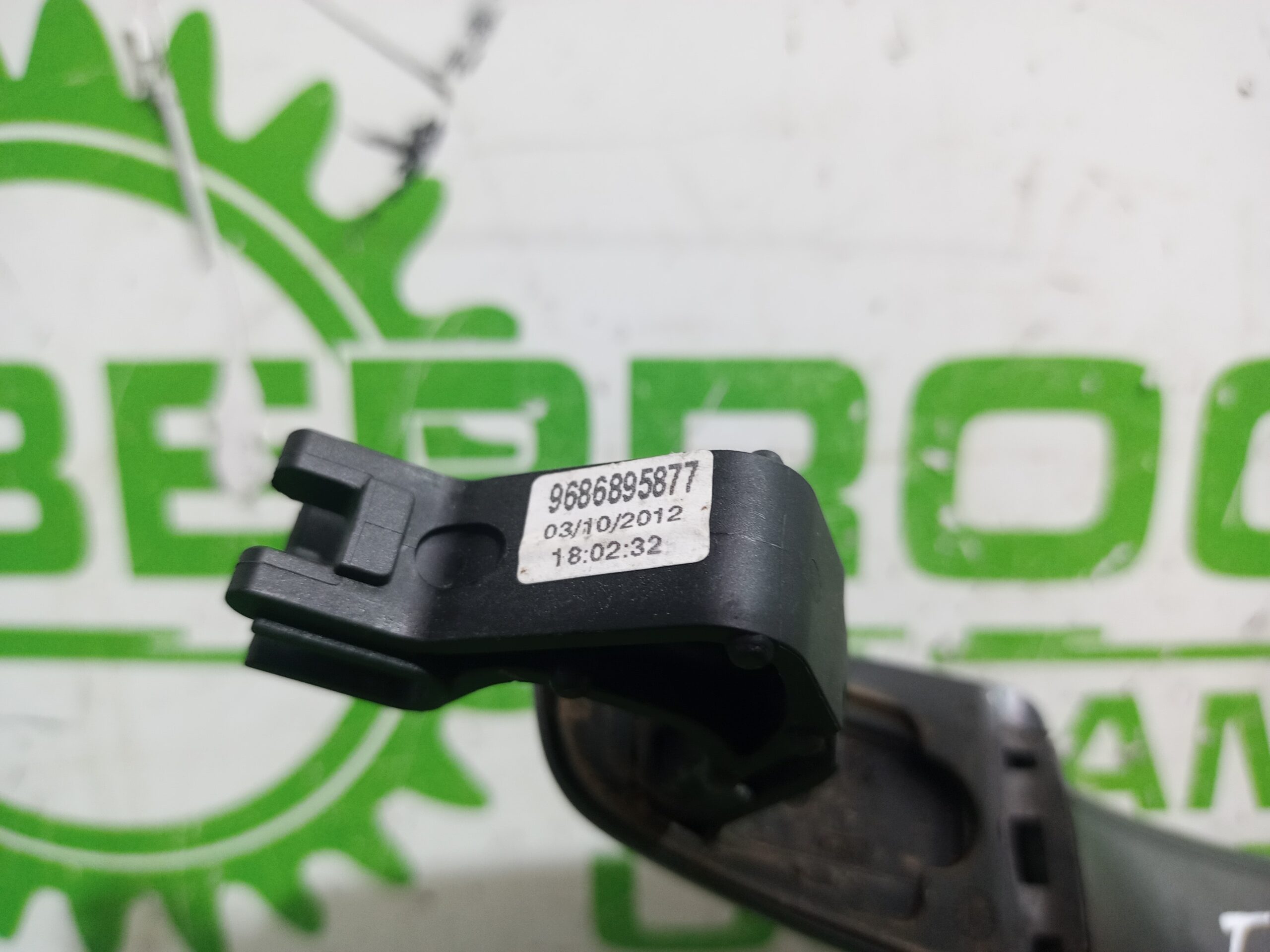 maneta_exterior_trasera_derecha_9686895877_peugeot_508_active