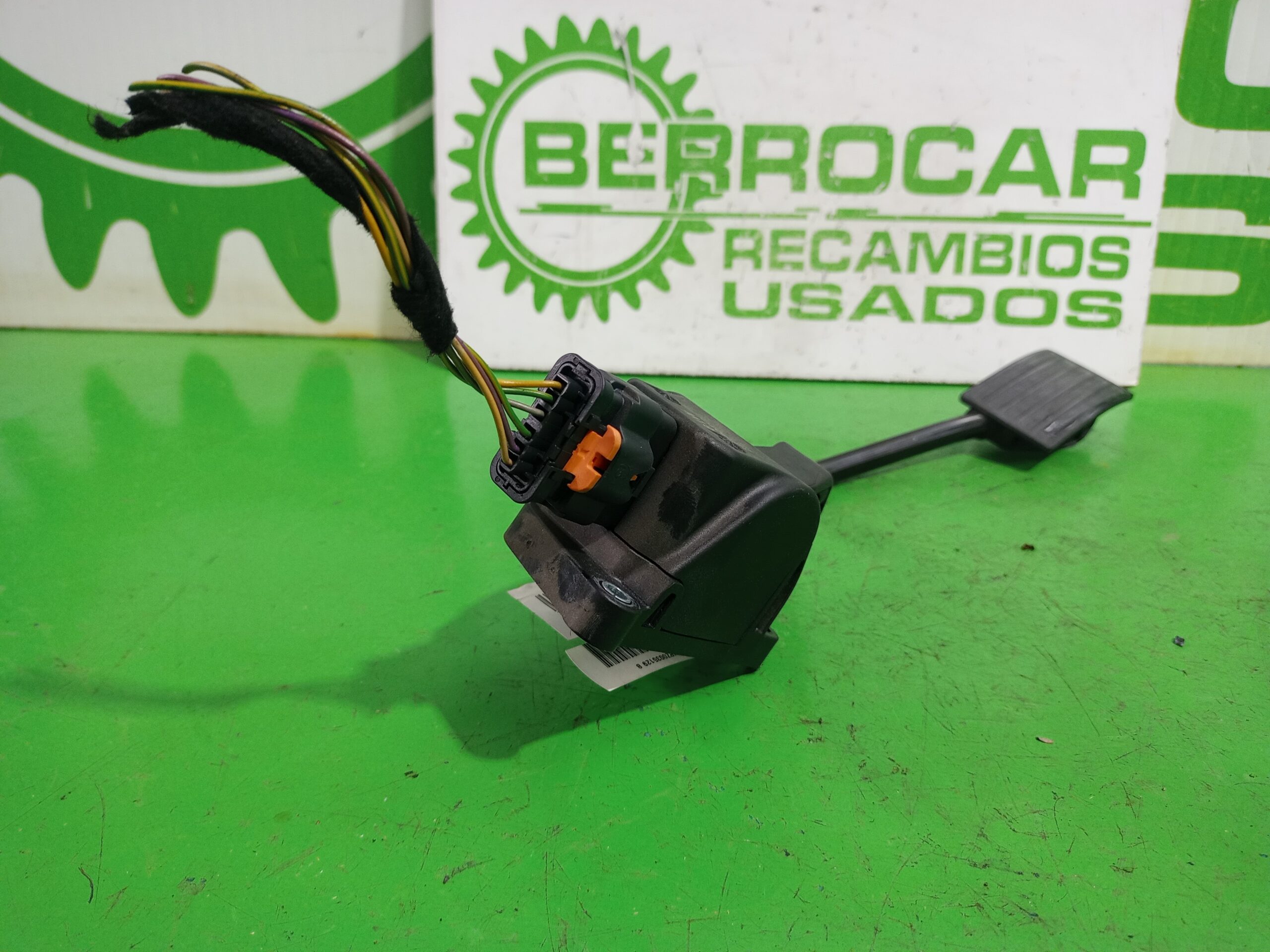 pedal_acelerador_9686212980_peugeot_508_active