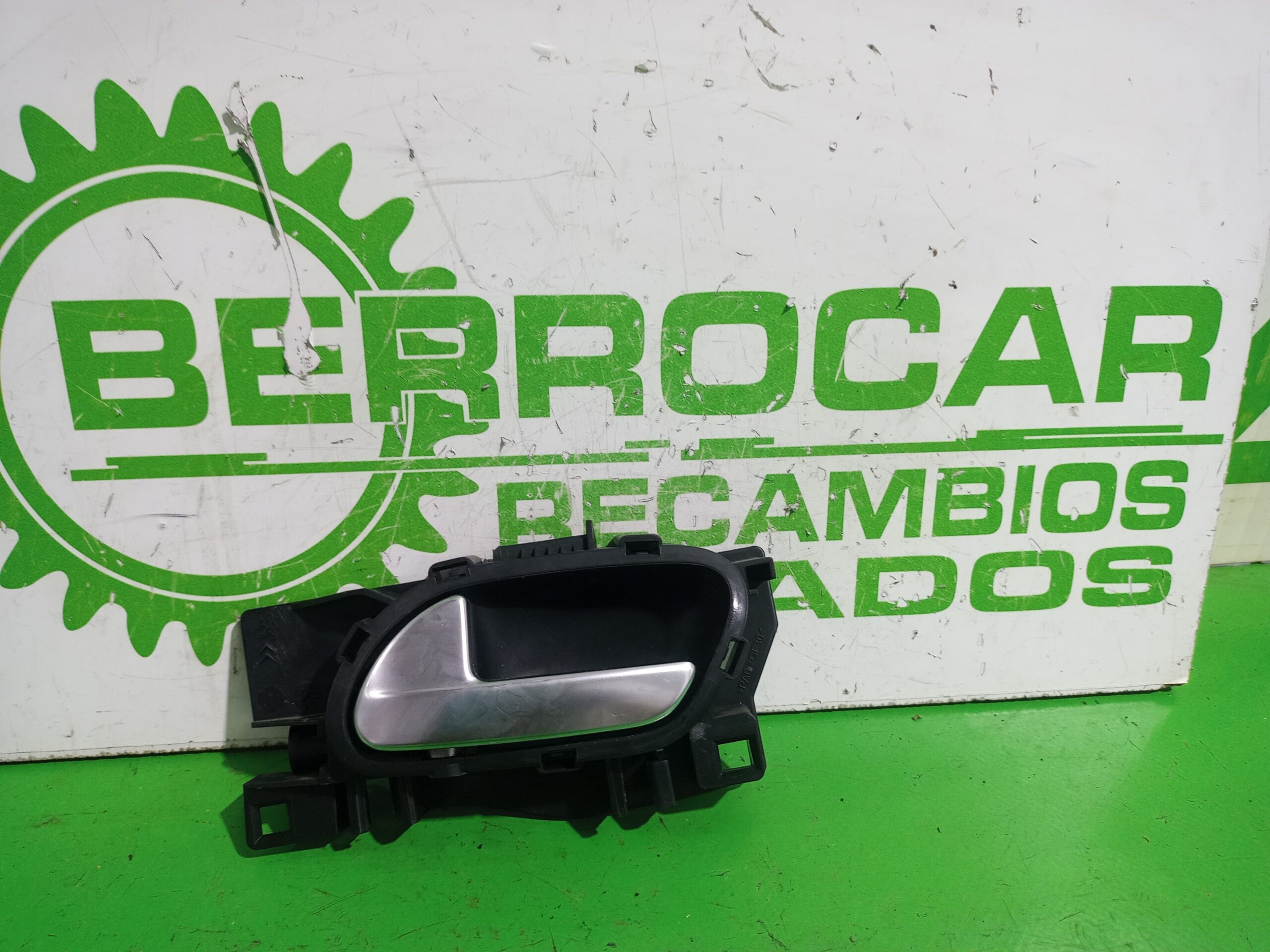 maneta_interior_delantera_izquierda_9683446877_citr_n_c3_exclusive