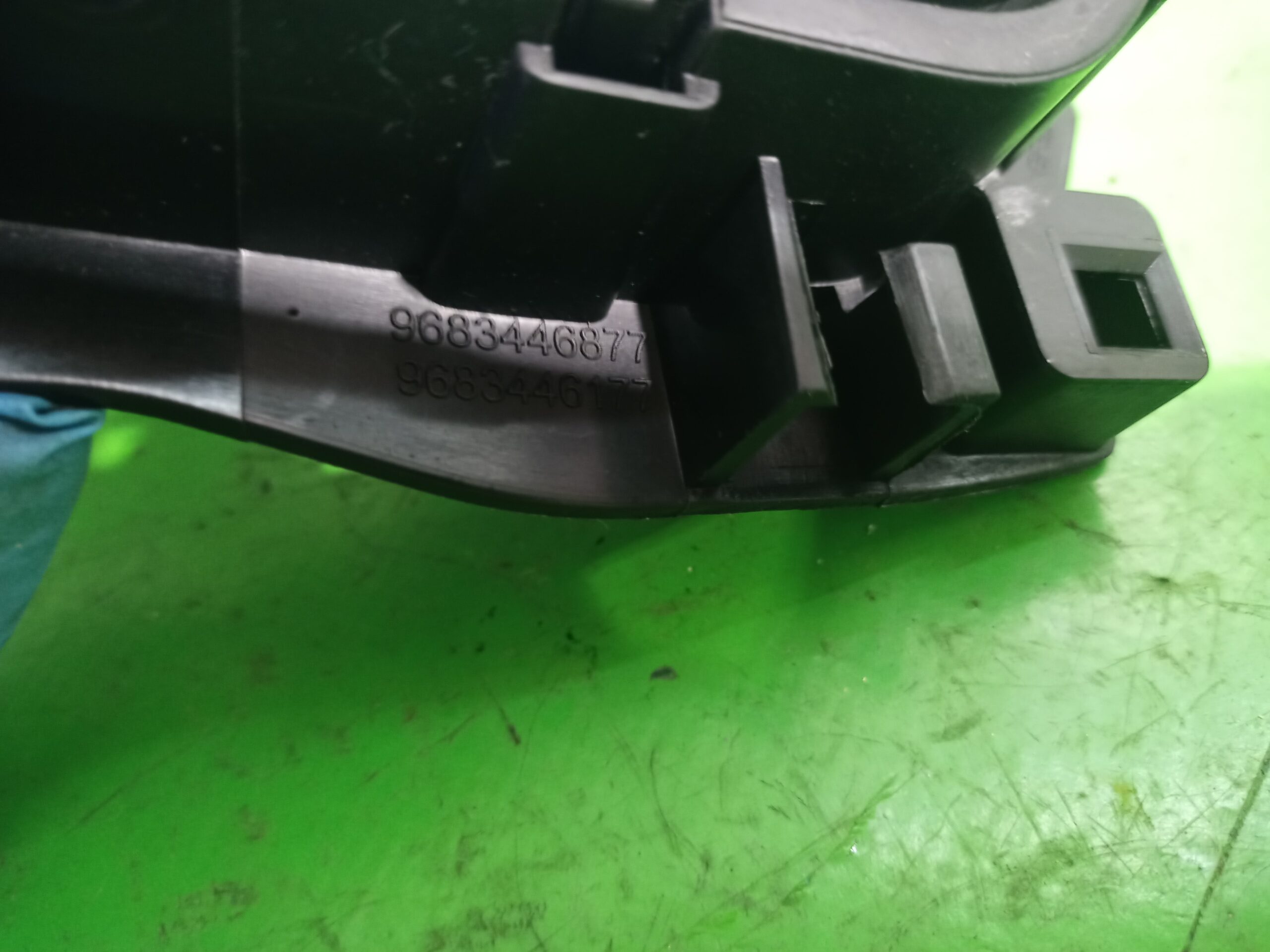 maneta_interior_delantera_izquierda_9683446877_citr_n_c3_exclusive