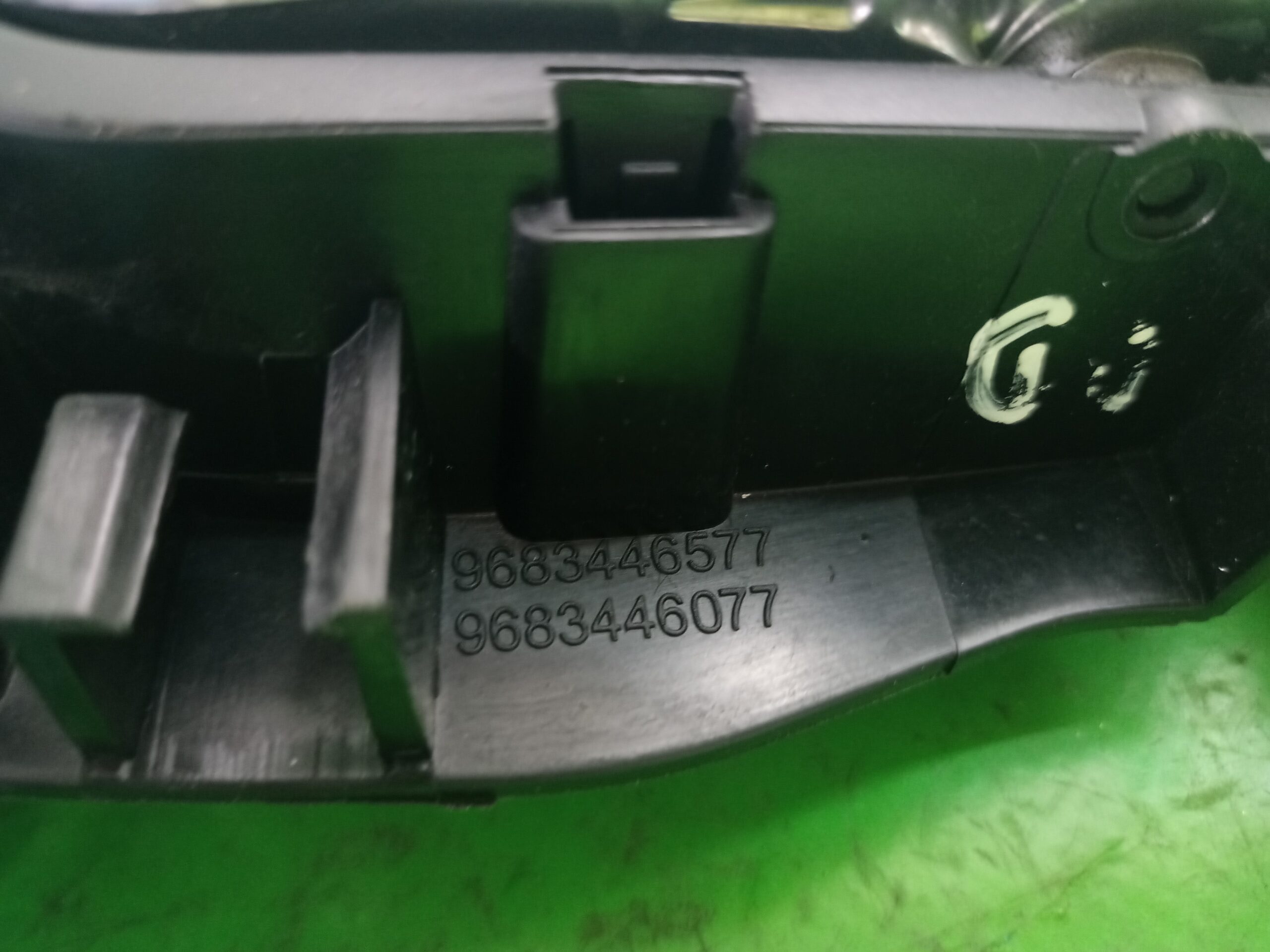 maneta_interior_delantera_derecha_9683446577_citr_n_c3_exclusive