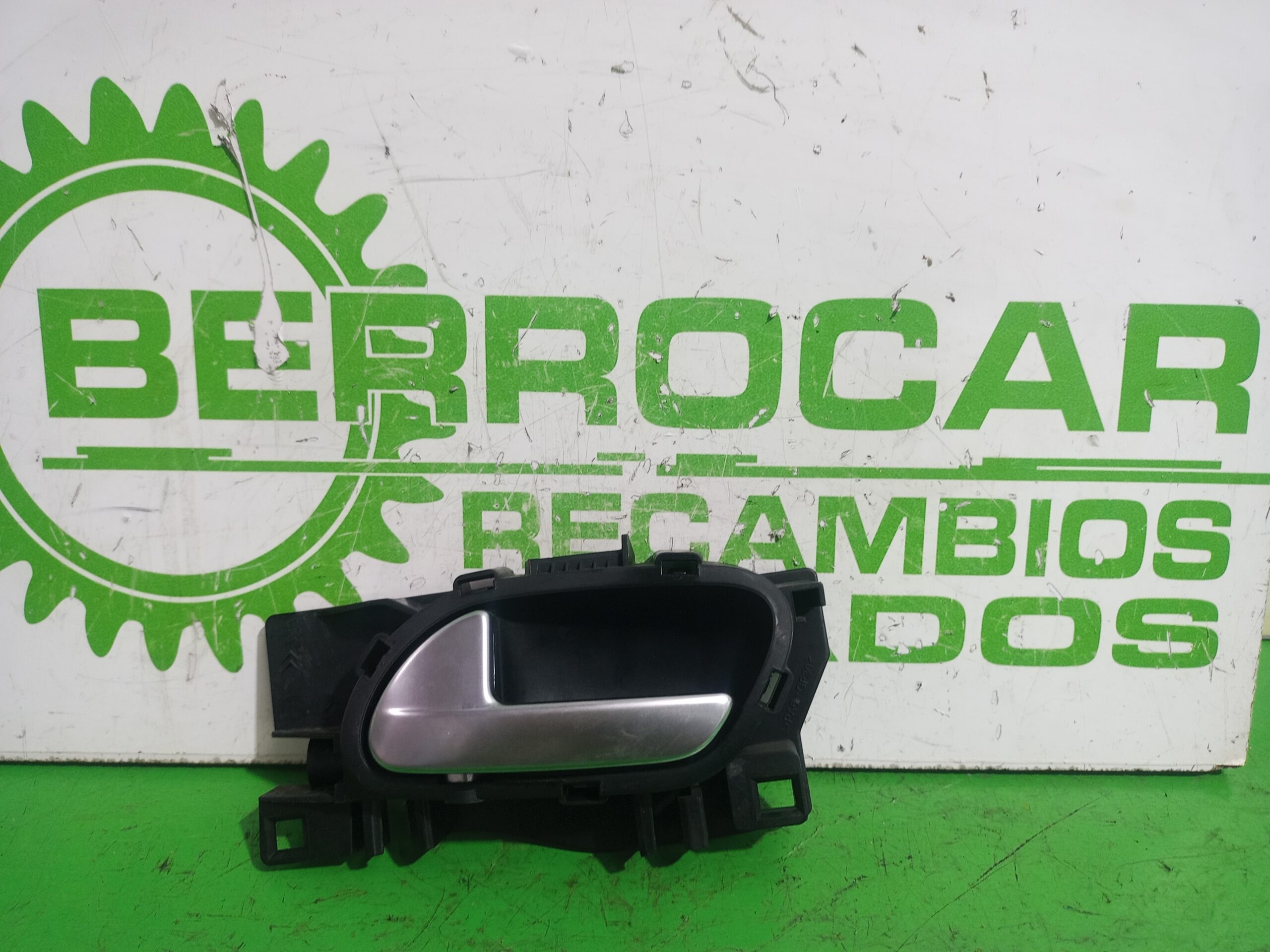 maneta_interior_trasera_derecha_9683446577_citr_n_c3_exclusive