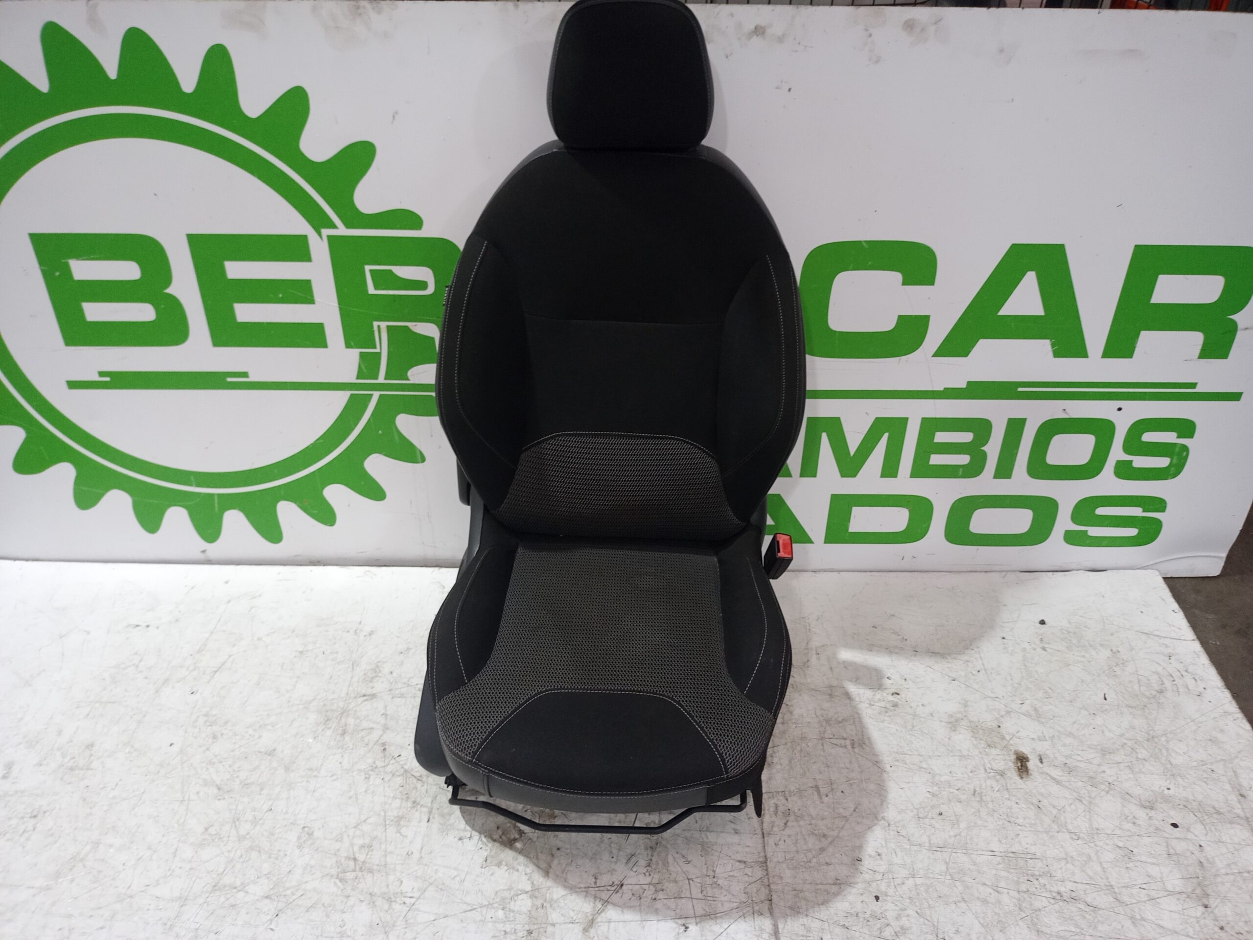 asiento_delantero_derecho_1608392480_citr_n_c3_exclusive