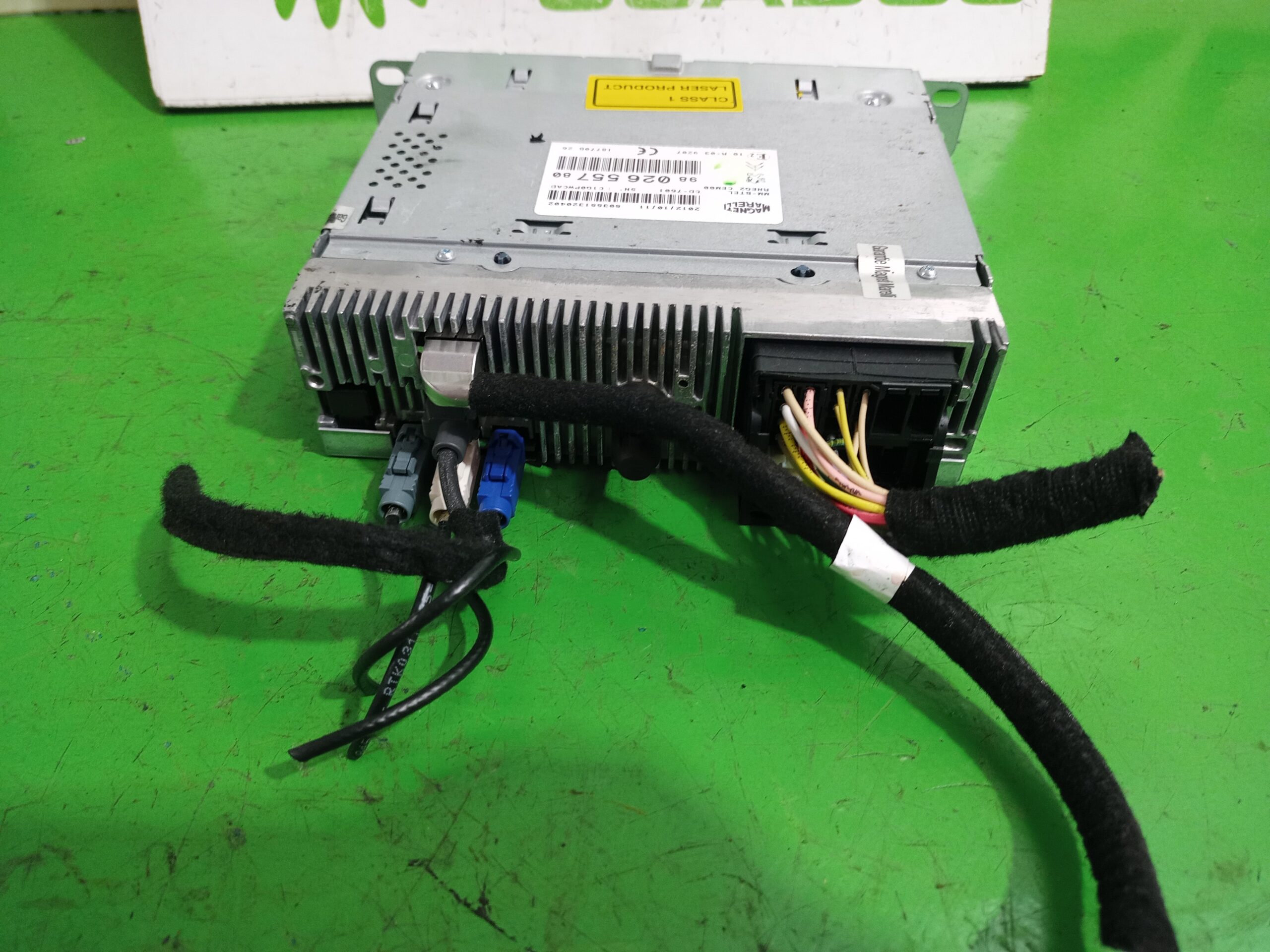 sistema_audio_radio_cd_9802655780_peugeot_508_active