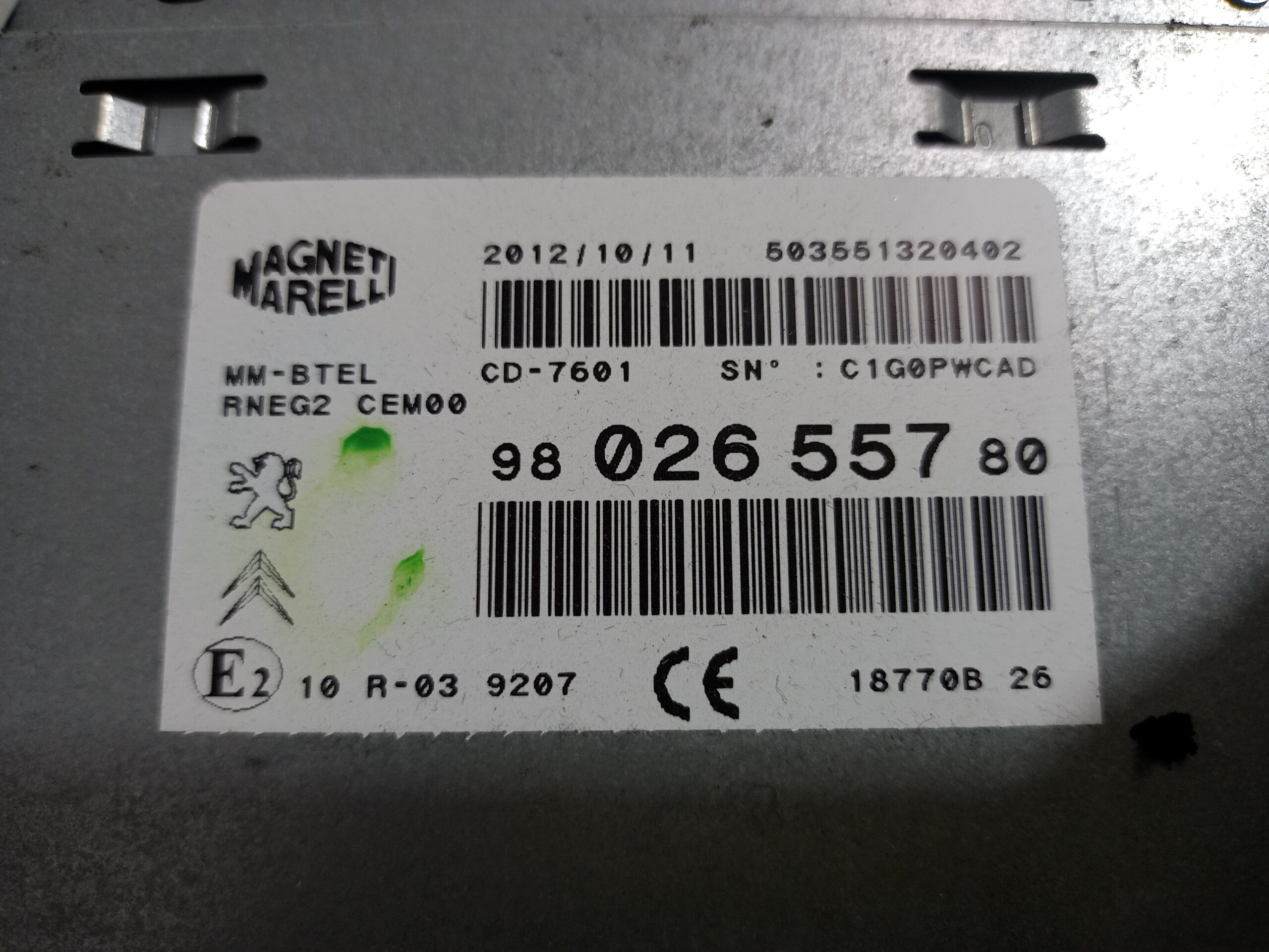 sistema_audio_radio_cd_9802655780_peugeot_508_active