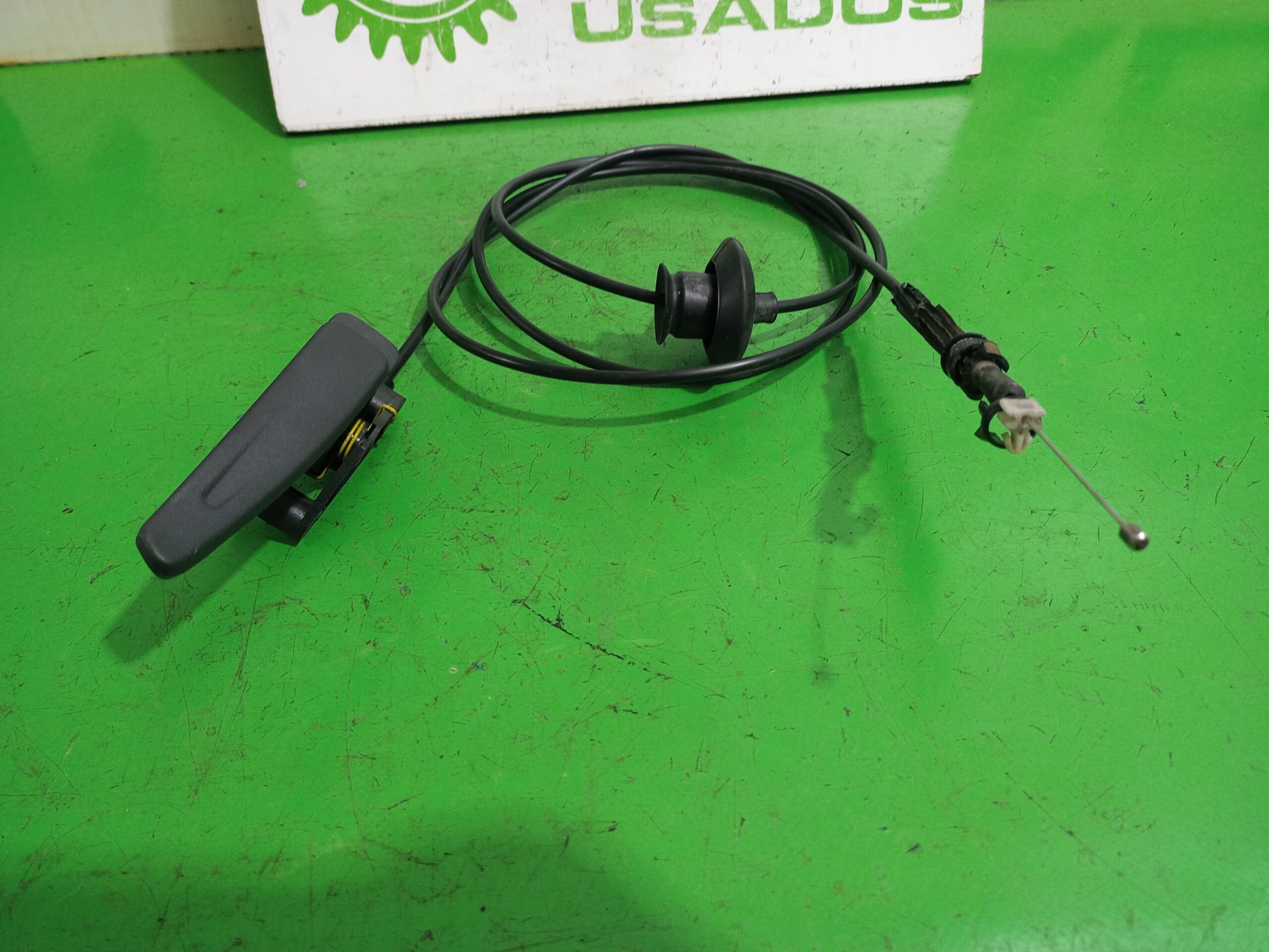 tirador_capot_7937v9_peugeot_508_active