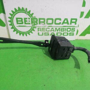caja_reles_fusibles_2s6t14a390_ford_fiesta_cbk_fun