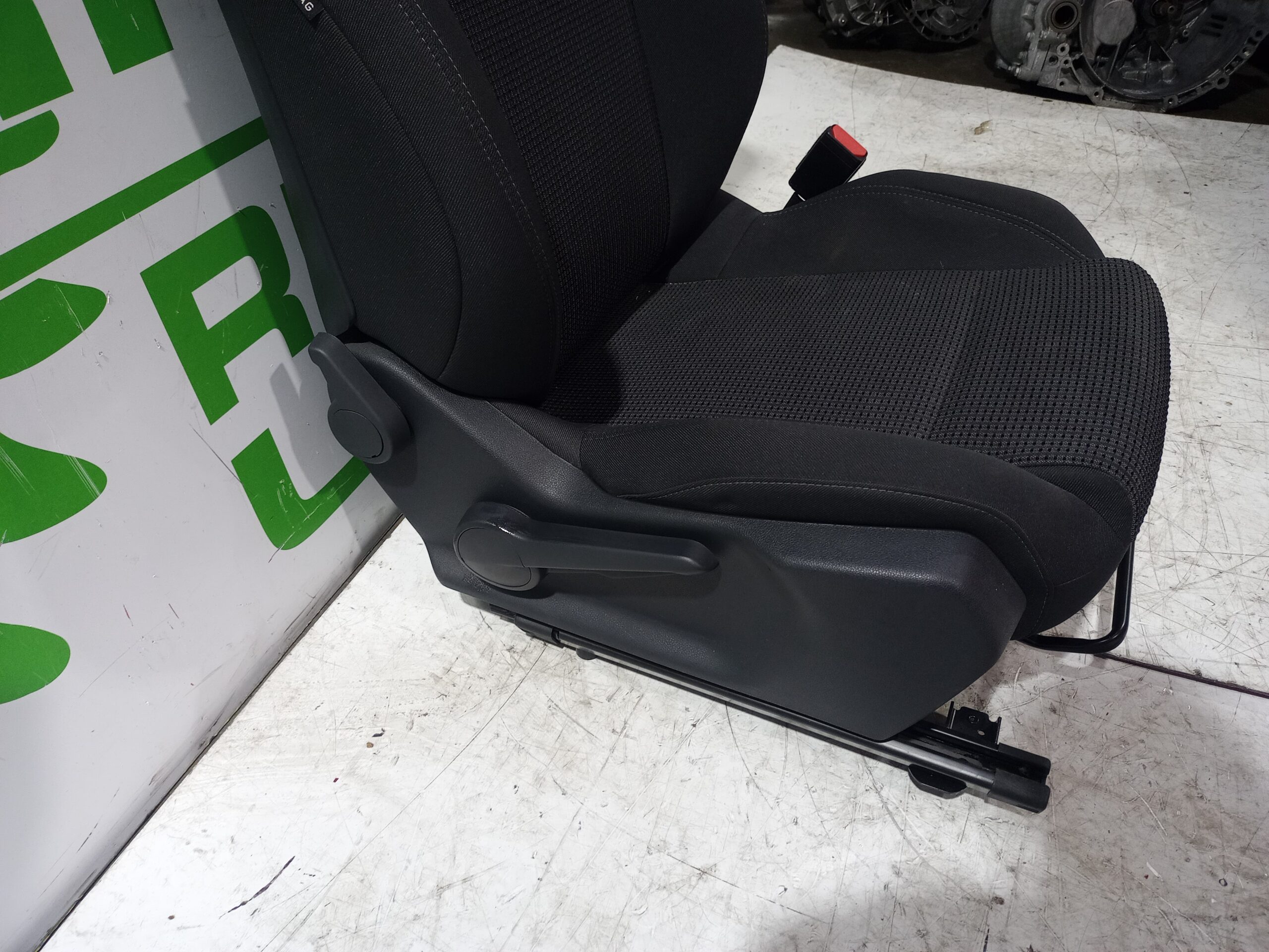 asiento_delantero_derecho_884794_peugeot_508_active
